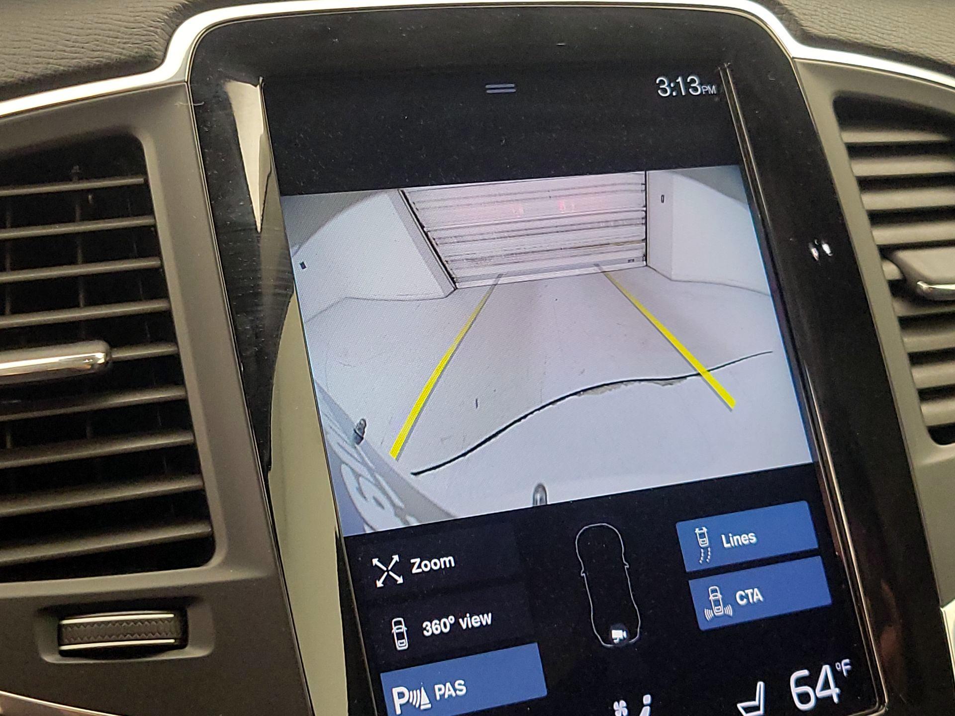 Thumbnail: 2020 Volvo XC90 - 14