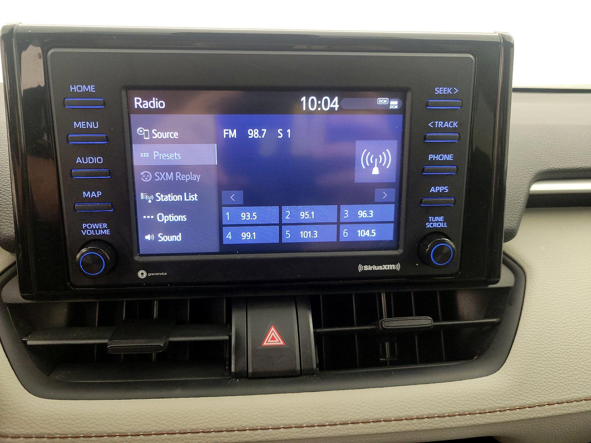 Thumbnail: 2021 Toyota RAV4 - 15