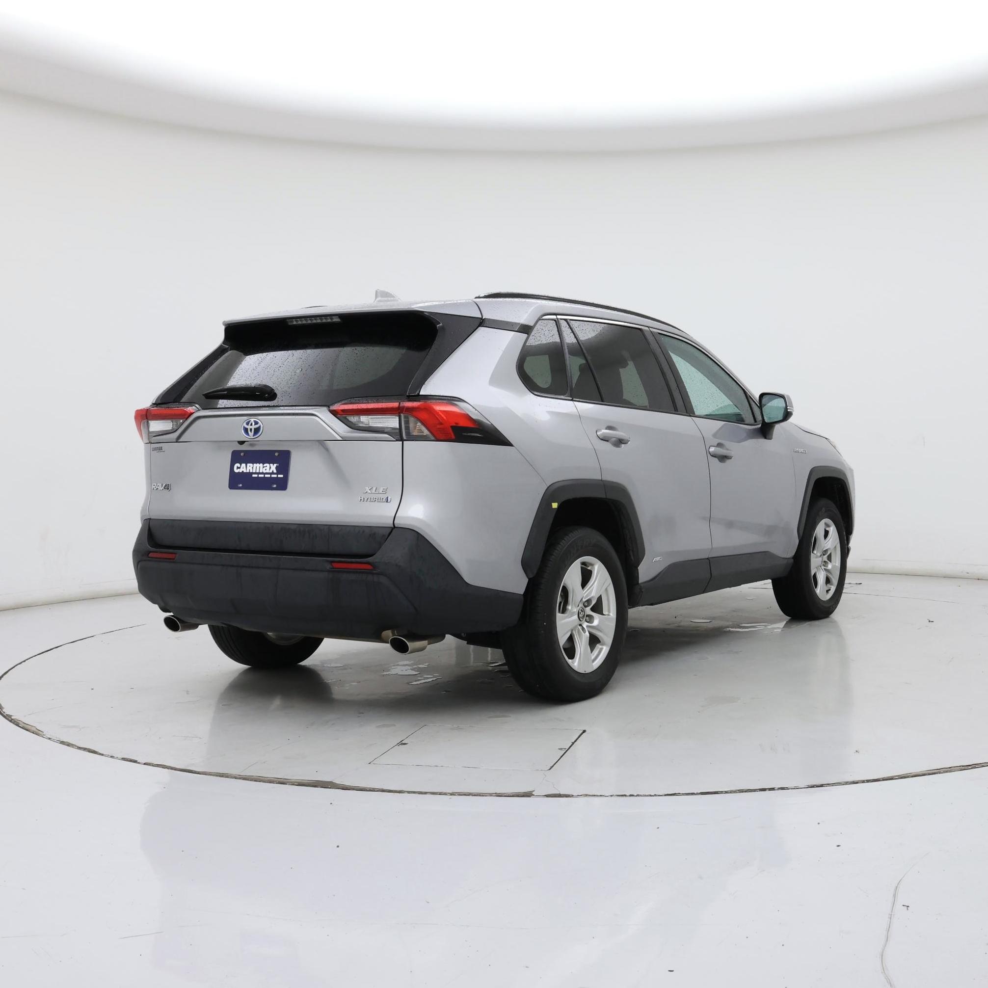 Thumbnail: 2021 Toyota RAV4 - 8