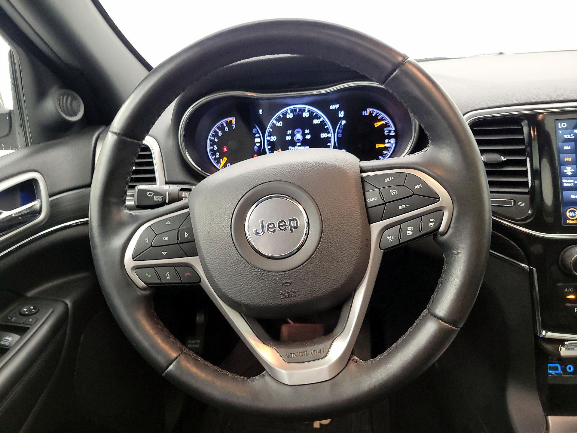 Thumbnail: 2022 Jeep Grand Cherokee - 10