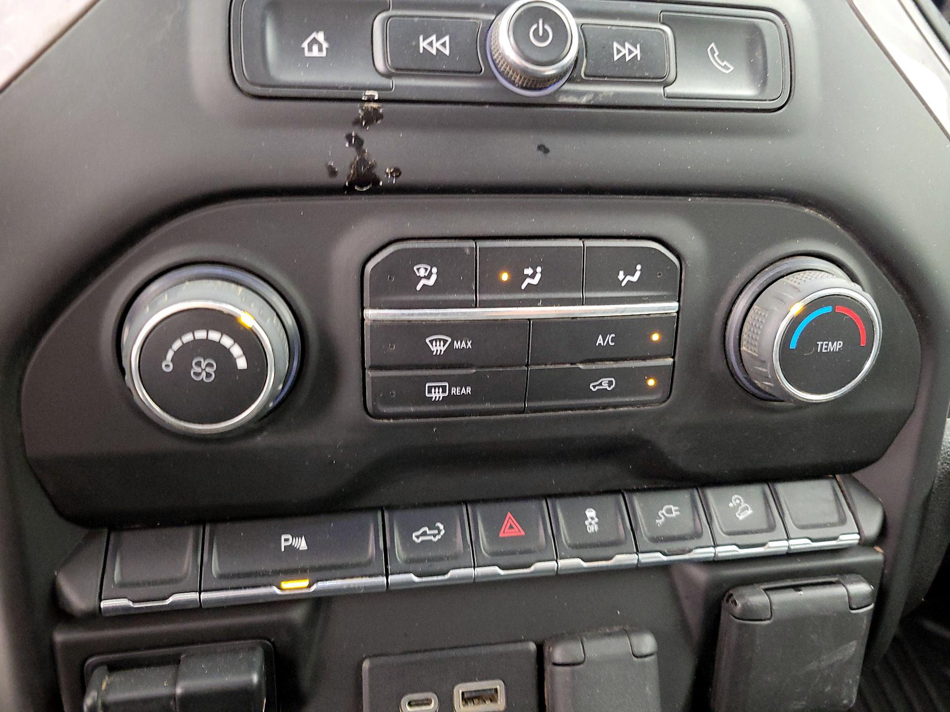 Thumbnail: 2022 Chevrolet Silverado 2500 - 16