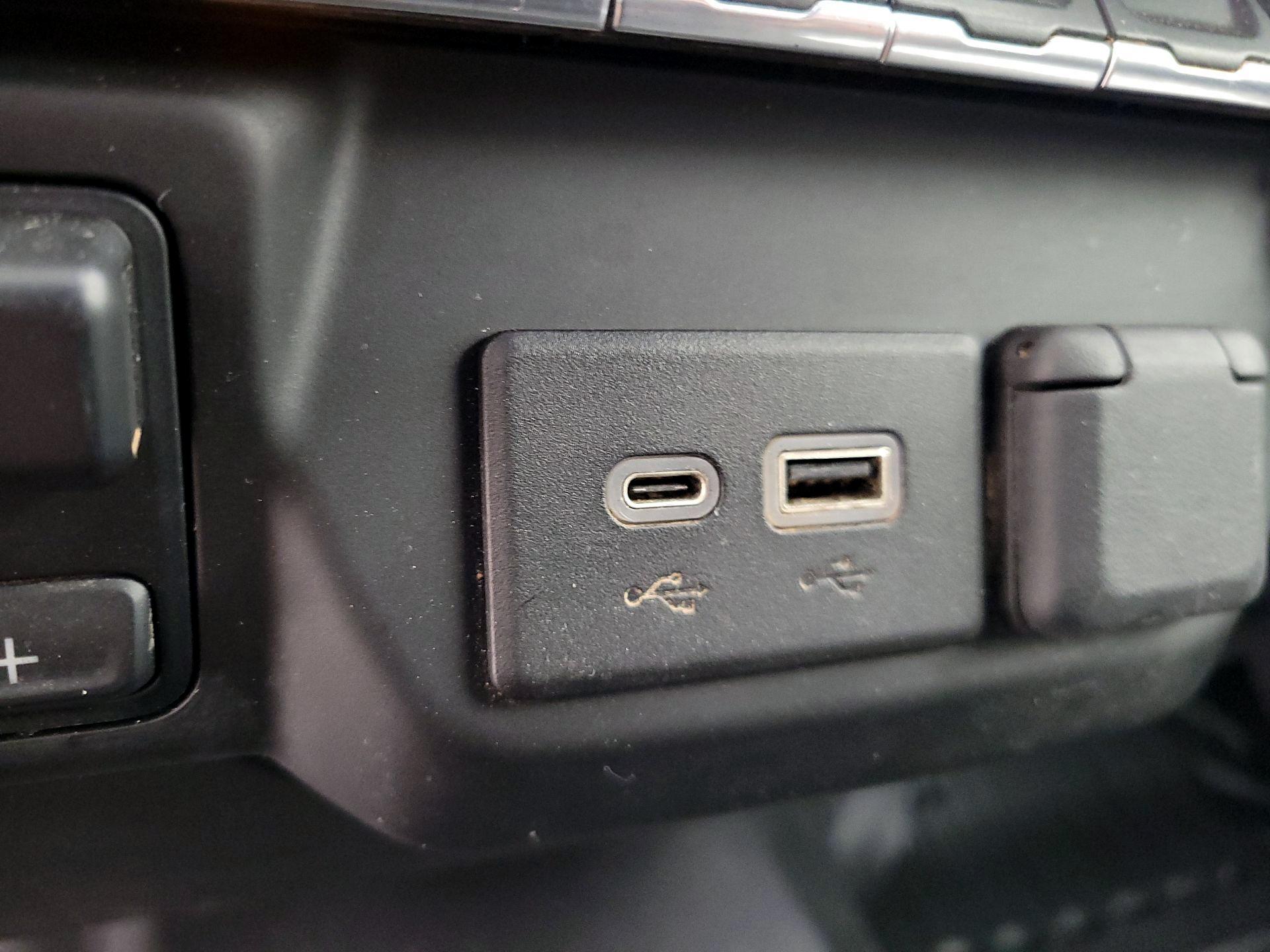 Thumbnail: 2022 Chevrolet Silverado 2500 - 18