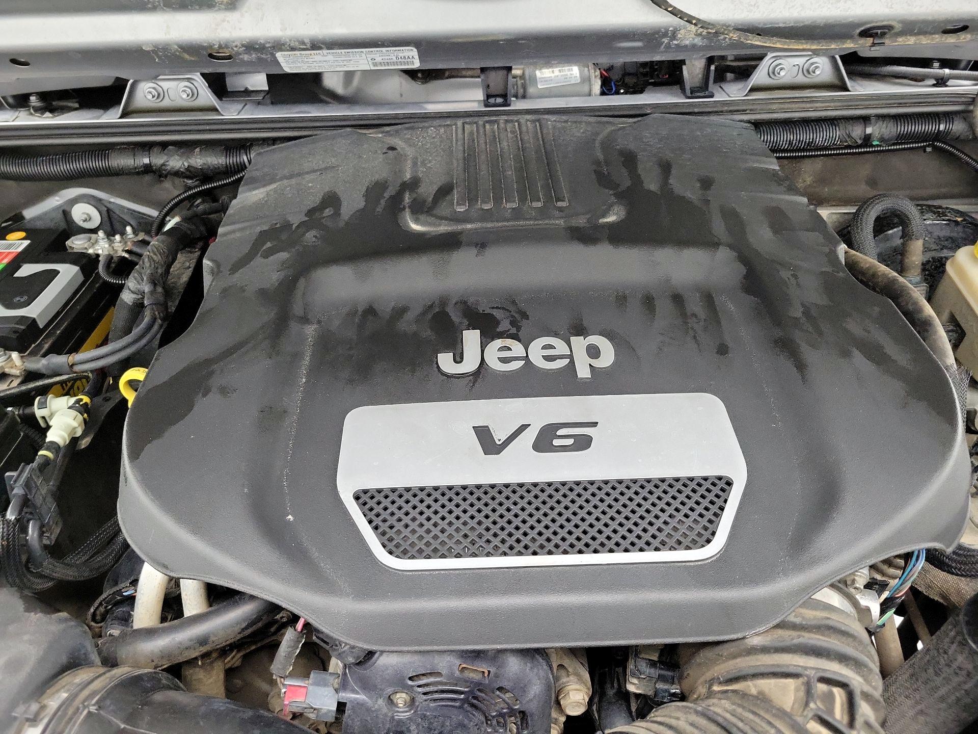 Thumbnail: 2014 Jeep Wrangler - 19