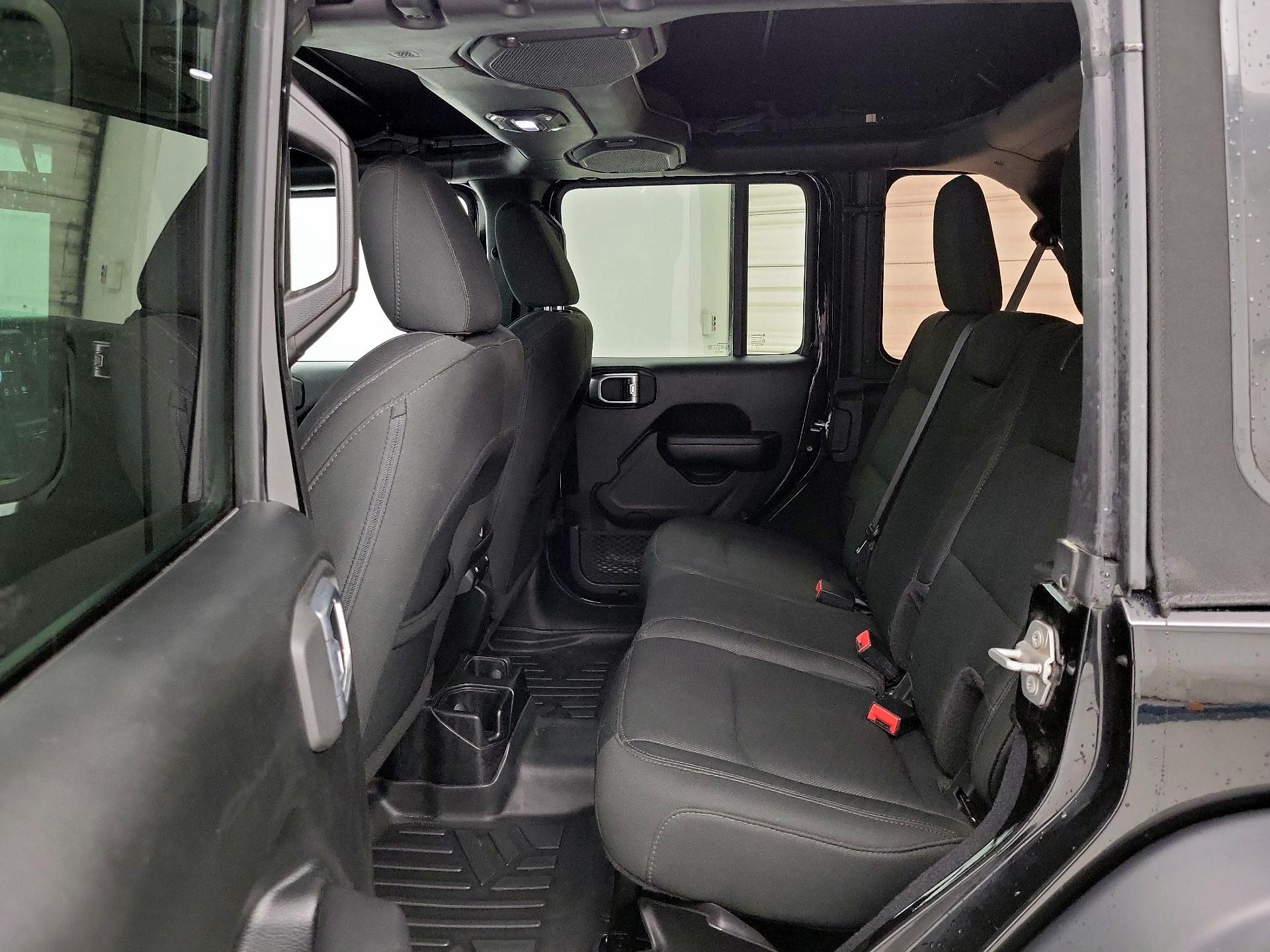 Thumbnail: 2018 Jeep Wrangler - 20