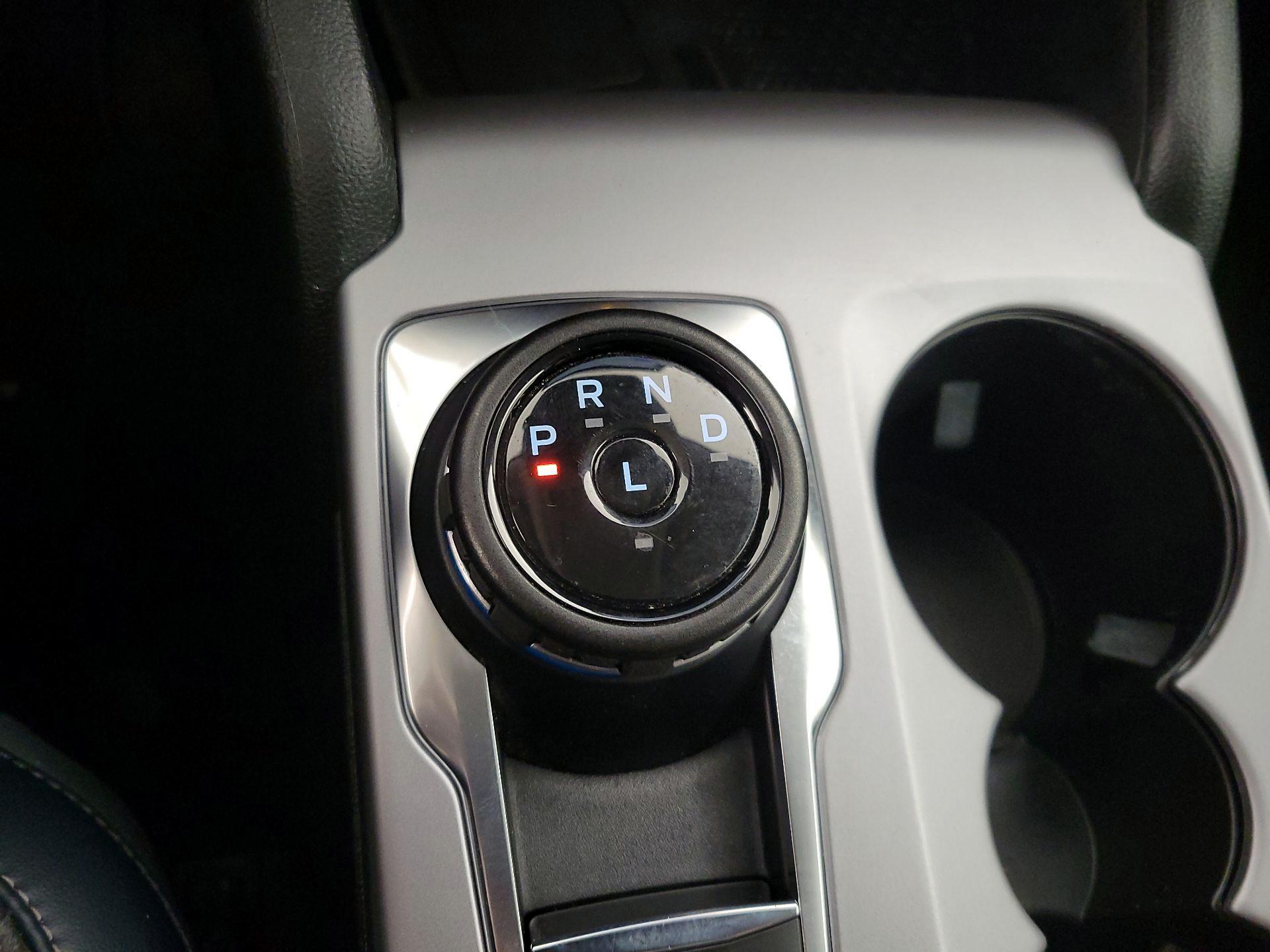 Thumbnail: 2022 Ford Bronco Sport - 17