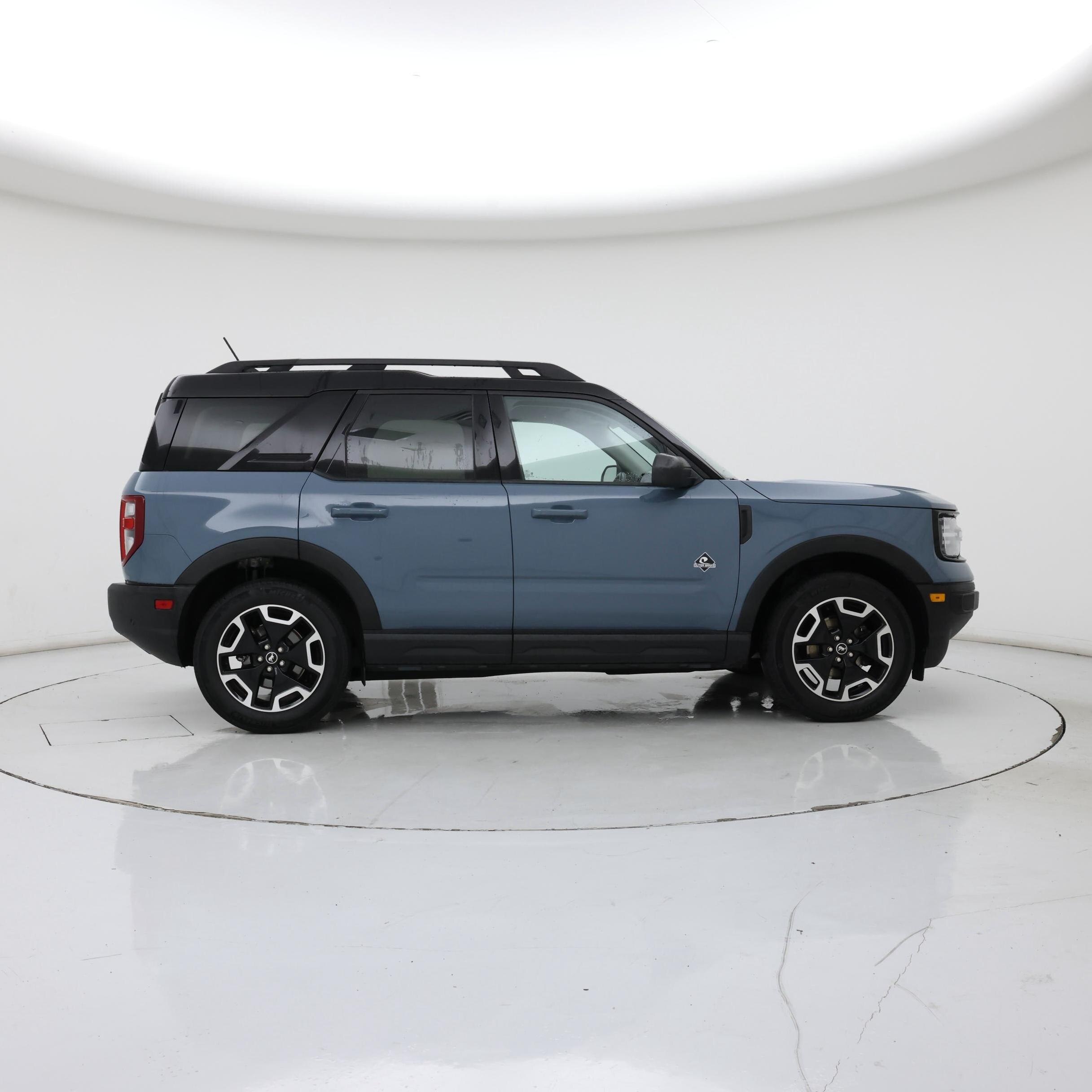 Thumbnail: 2022 Ford Bronco Sport - 7