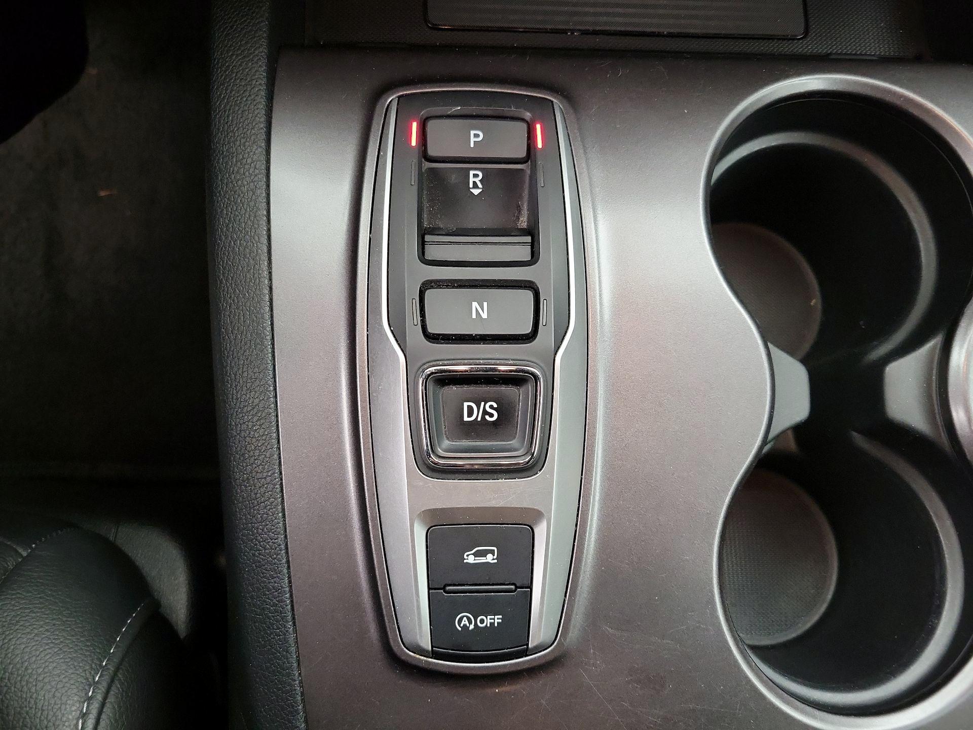 Thumbnail: 2021 Honda Pilot - 17