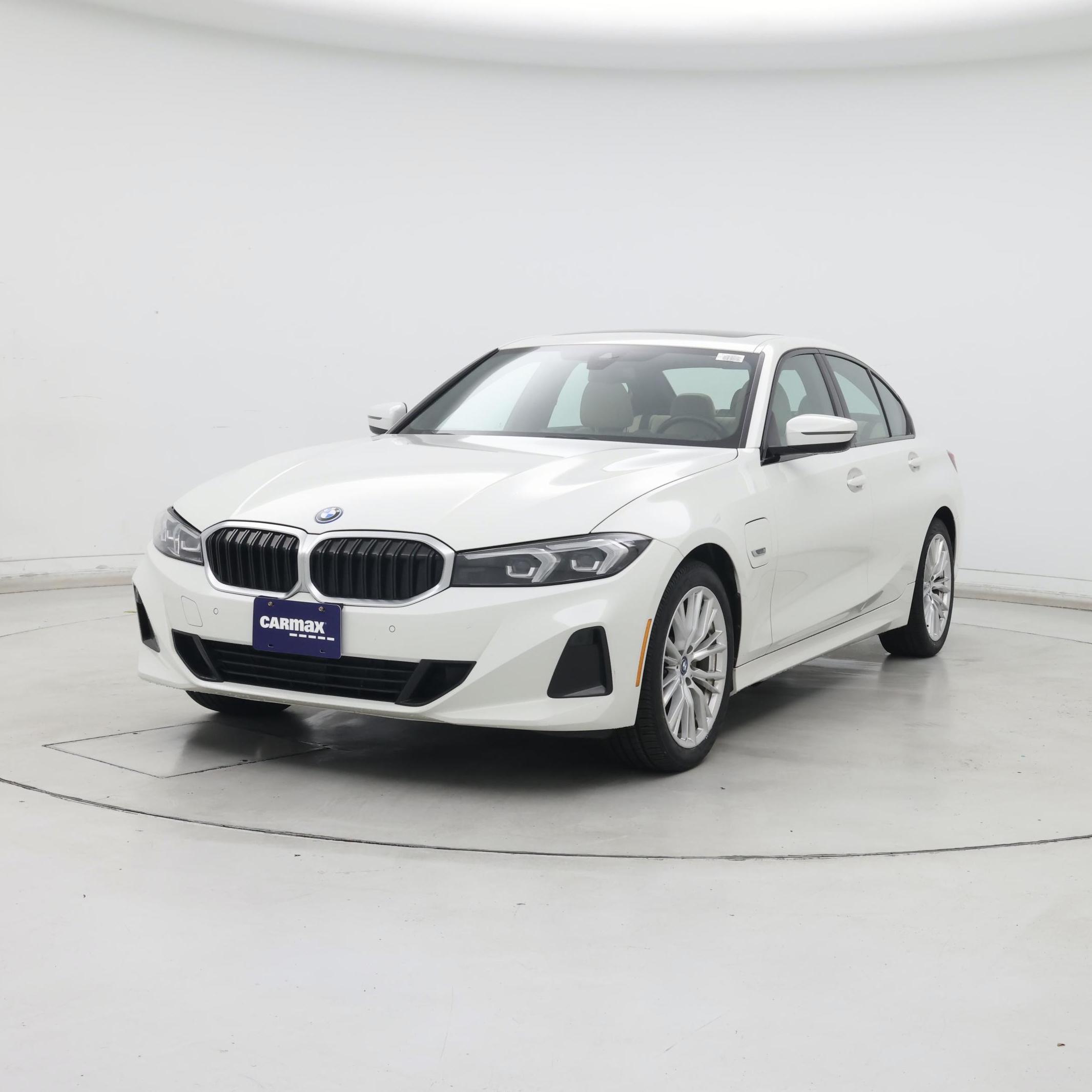 Thumbnail: 2023 BMW 3 Series - 4