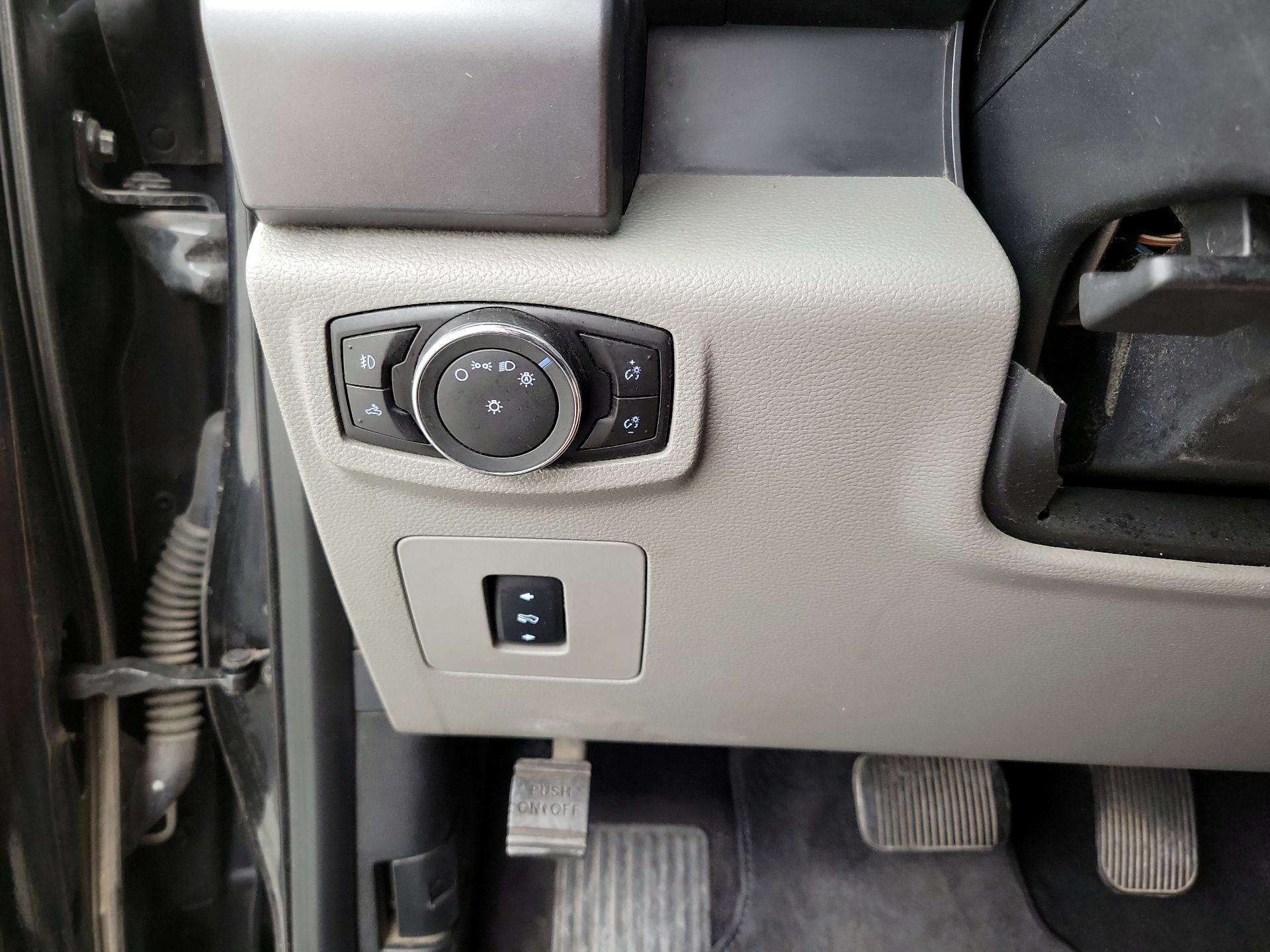 Thumbnail: 2015 Ford F-150 - 13