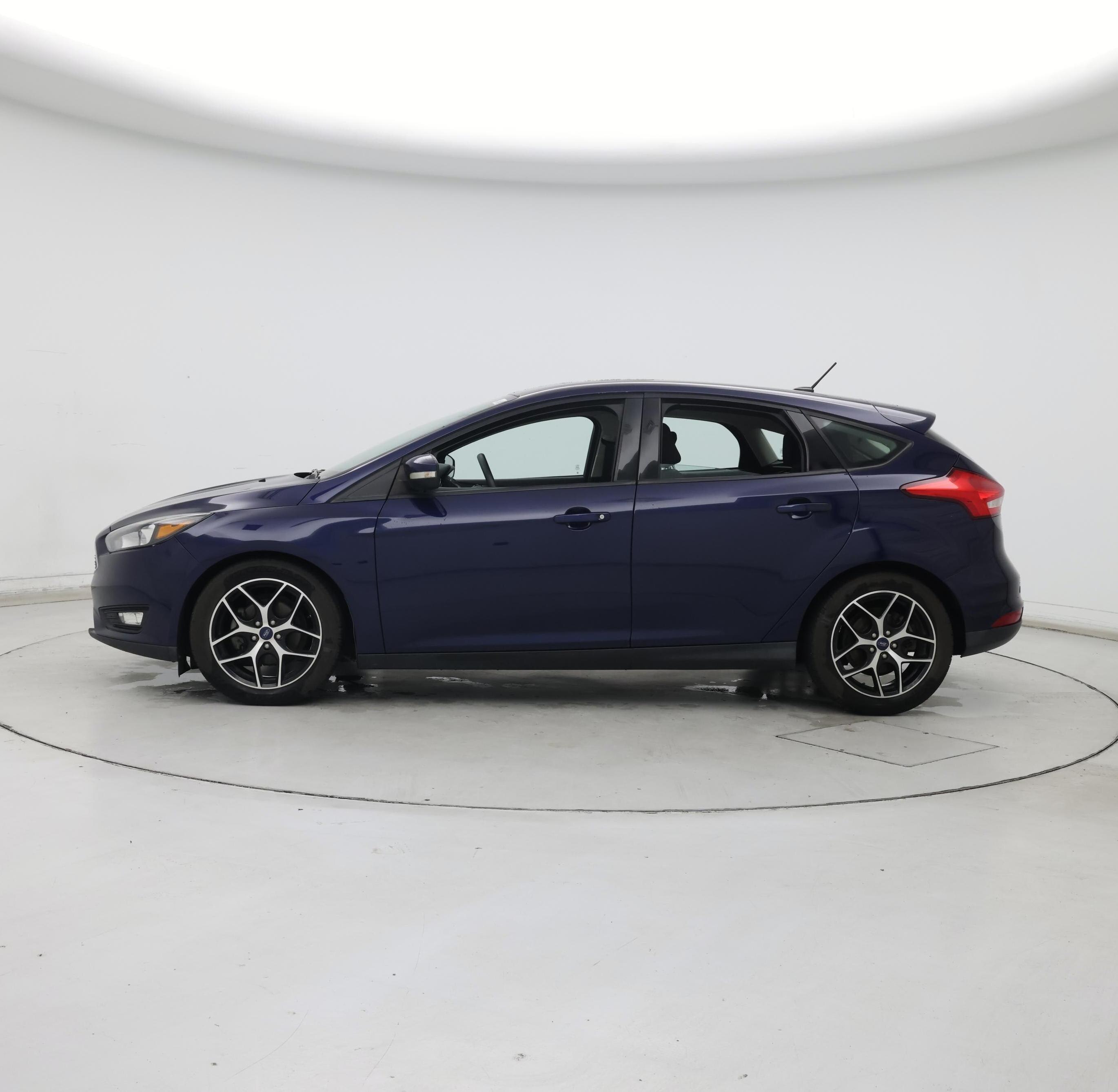 Thumbnail: 2017 Ford Focus - 3