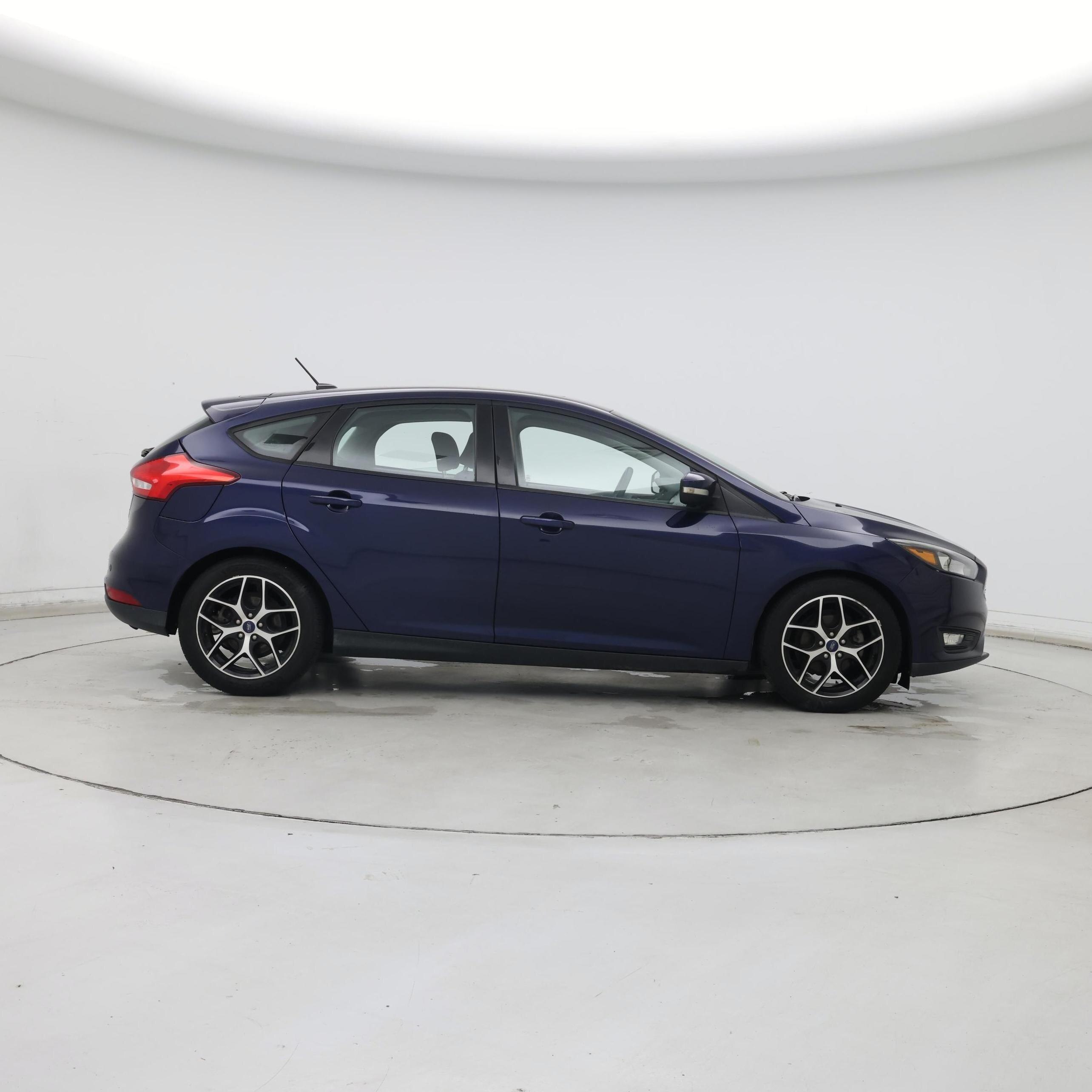 Thumbnail: 2017 Ford Focus - 7