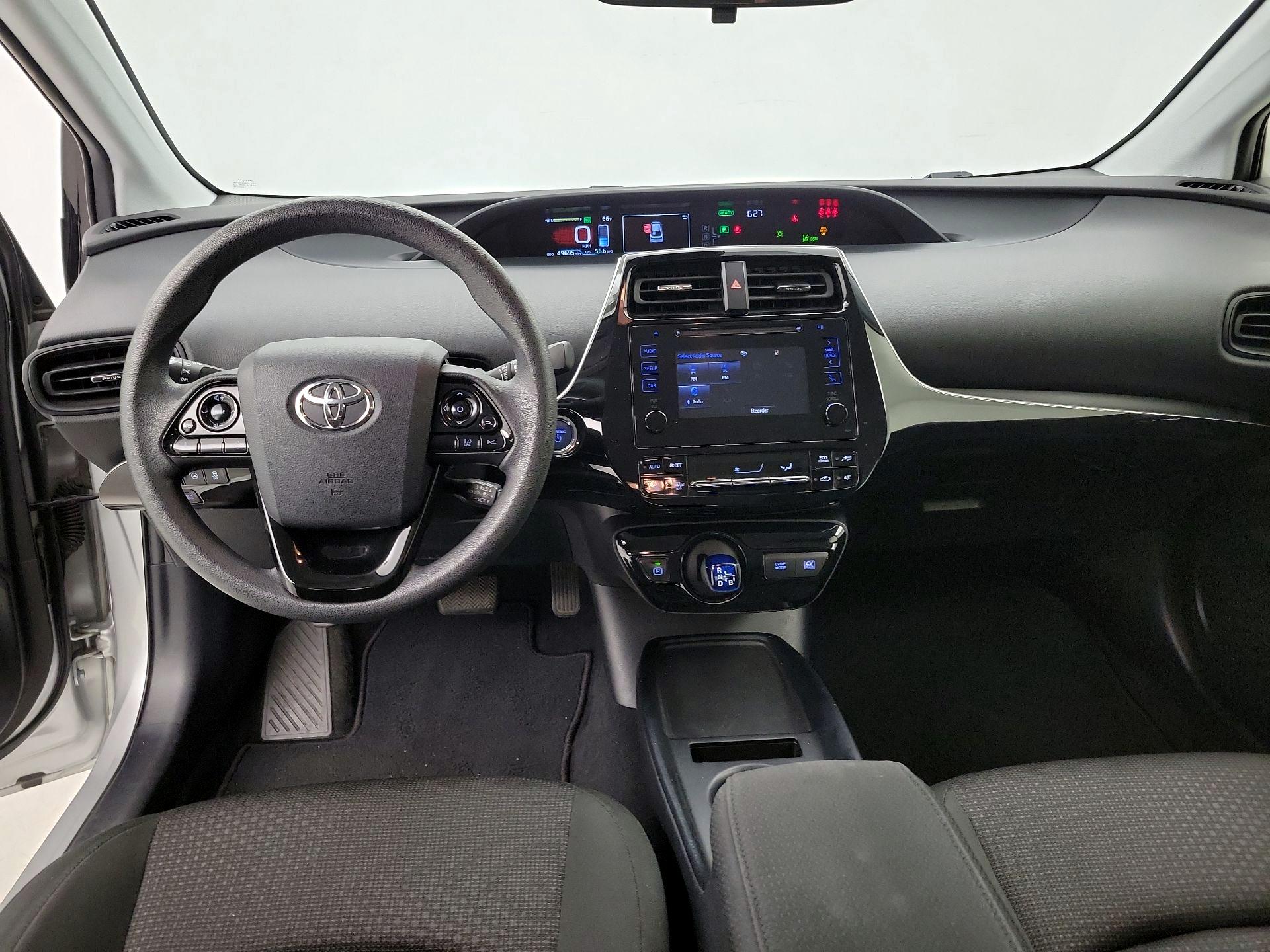 Thumbnail: 2019 Toyota Prius - 9