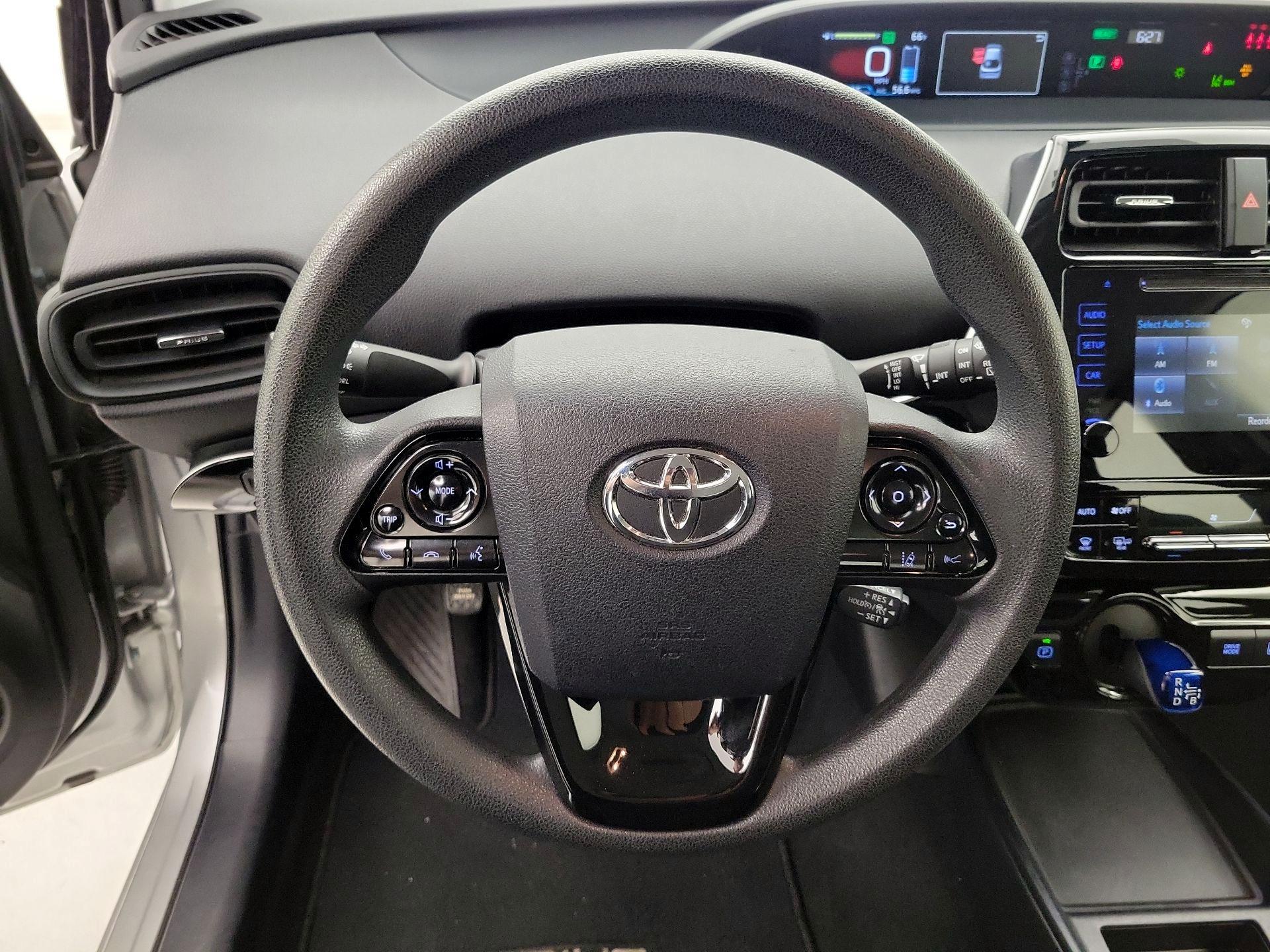 Thumbnail: 2019 Toyota Prius - 10