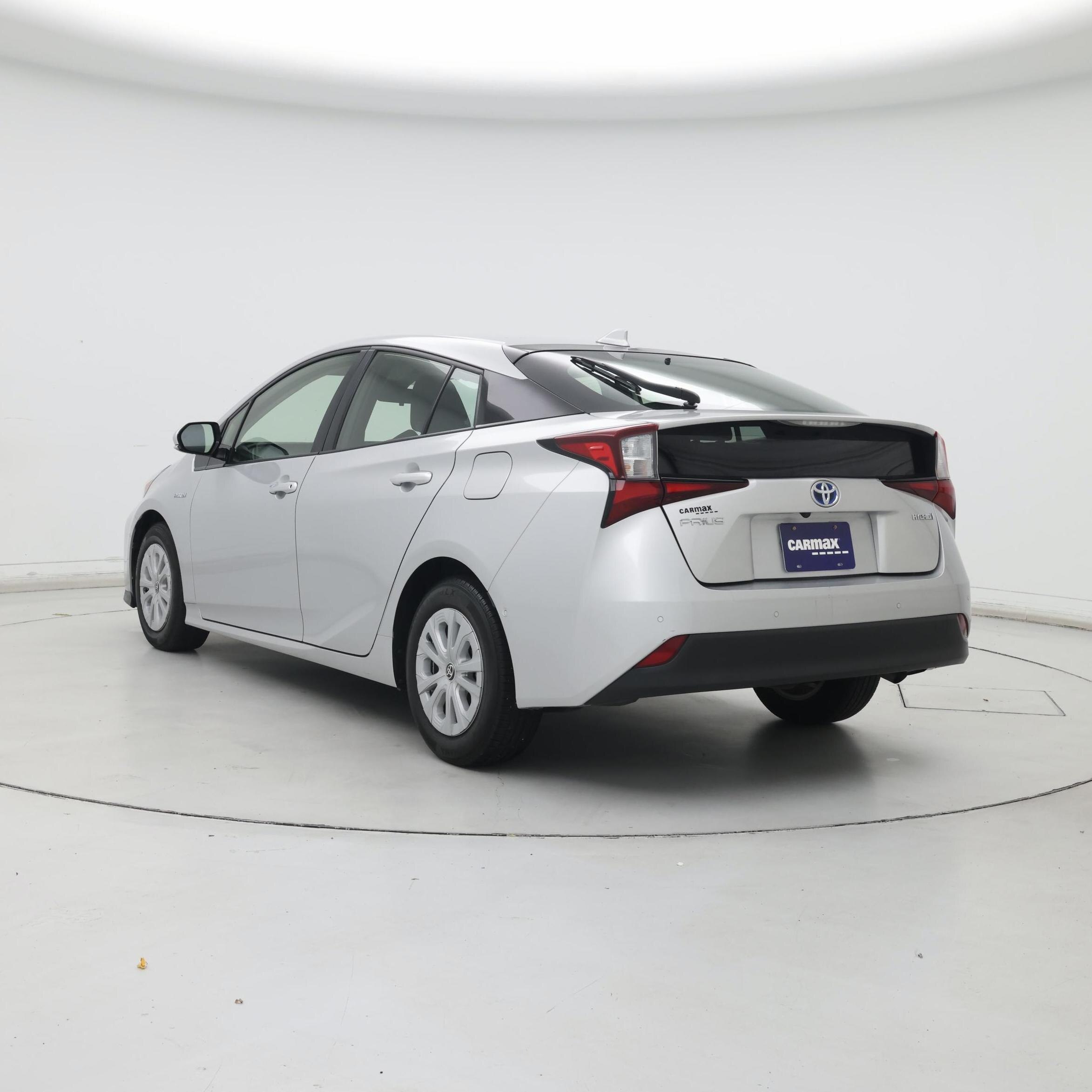 Thumbnail: 2019 Toyota Prius - 2