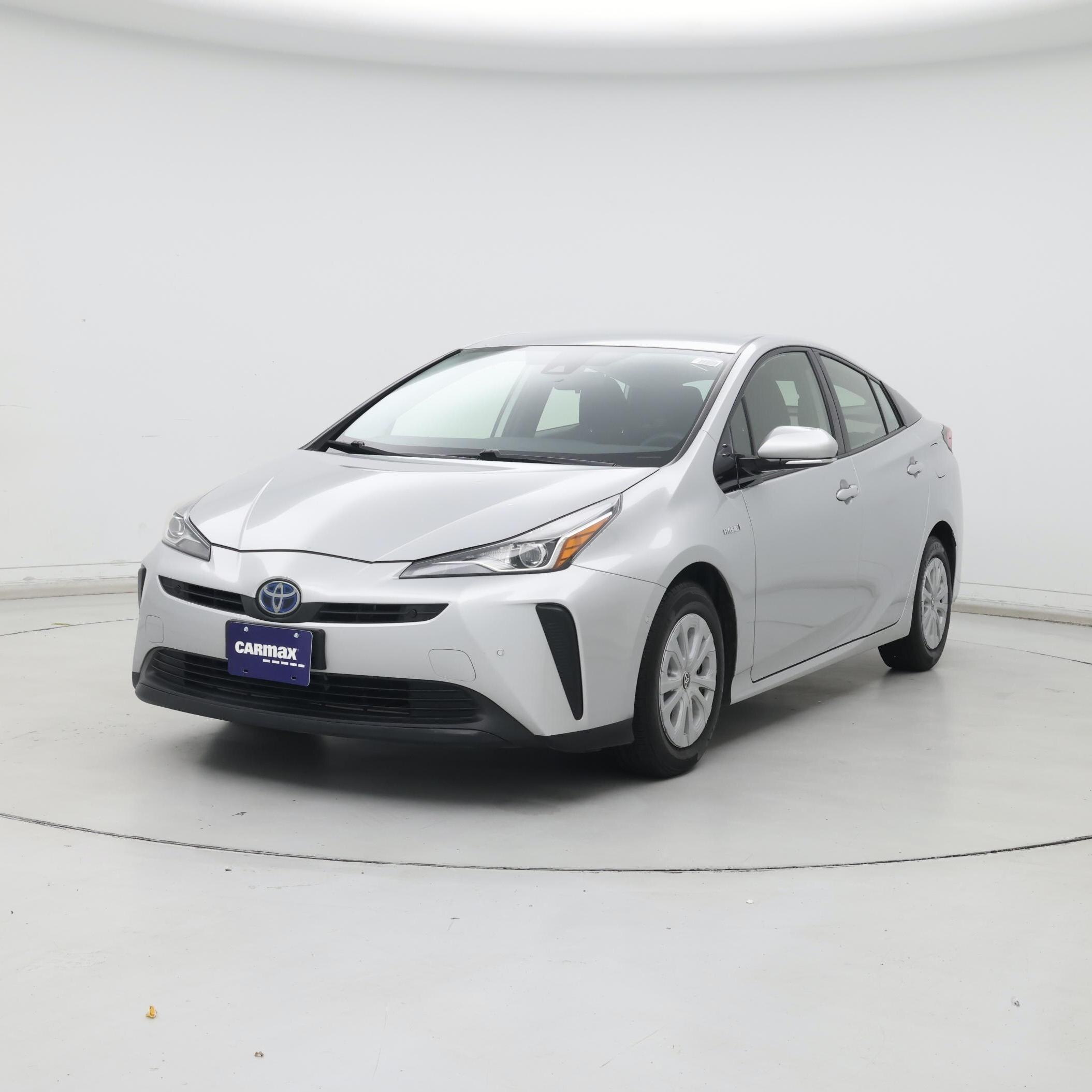 Thumbnail: 2019 Toyota Prius - 4