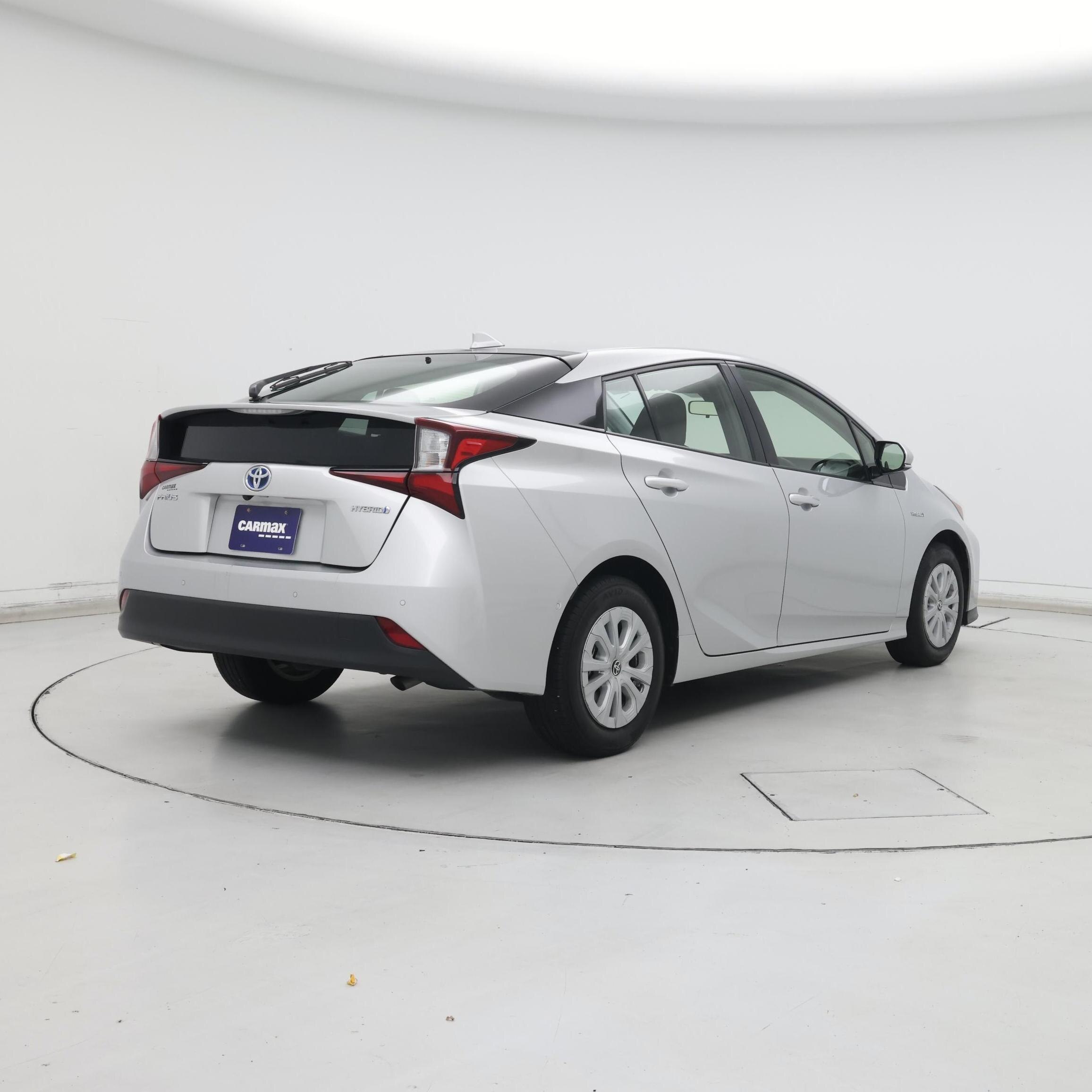 Thumbnail: 2019 Toyota Prius - 8