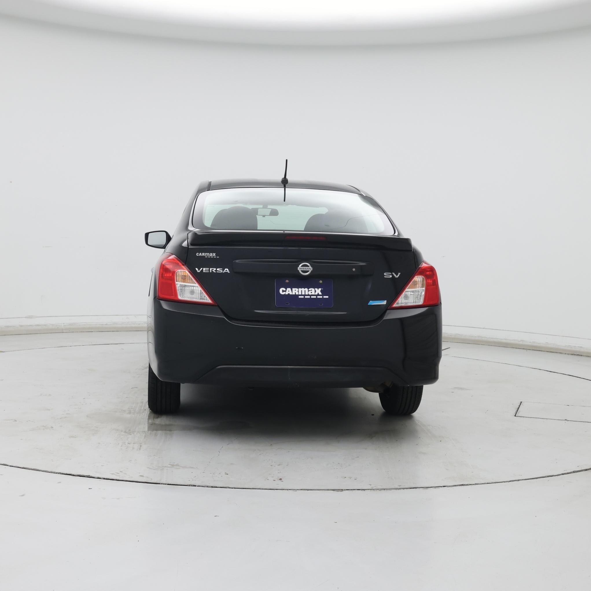 Thumbnail: 2015 Nissan Versa - 6