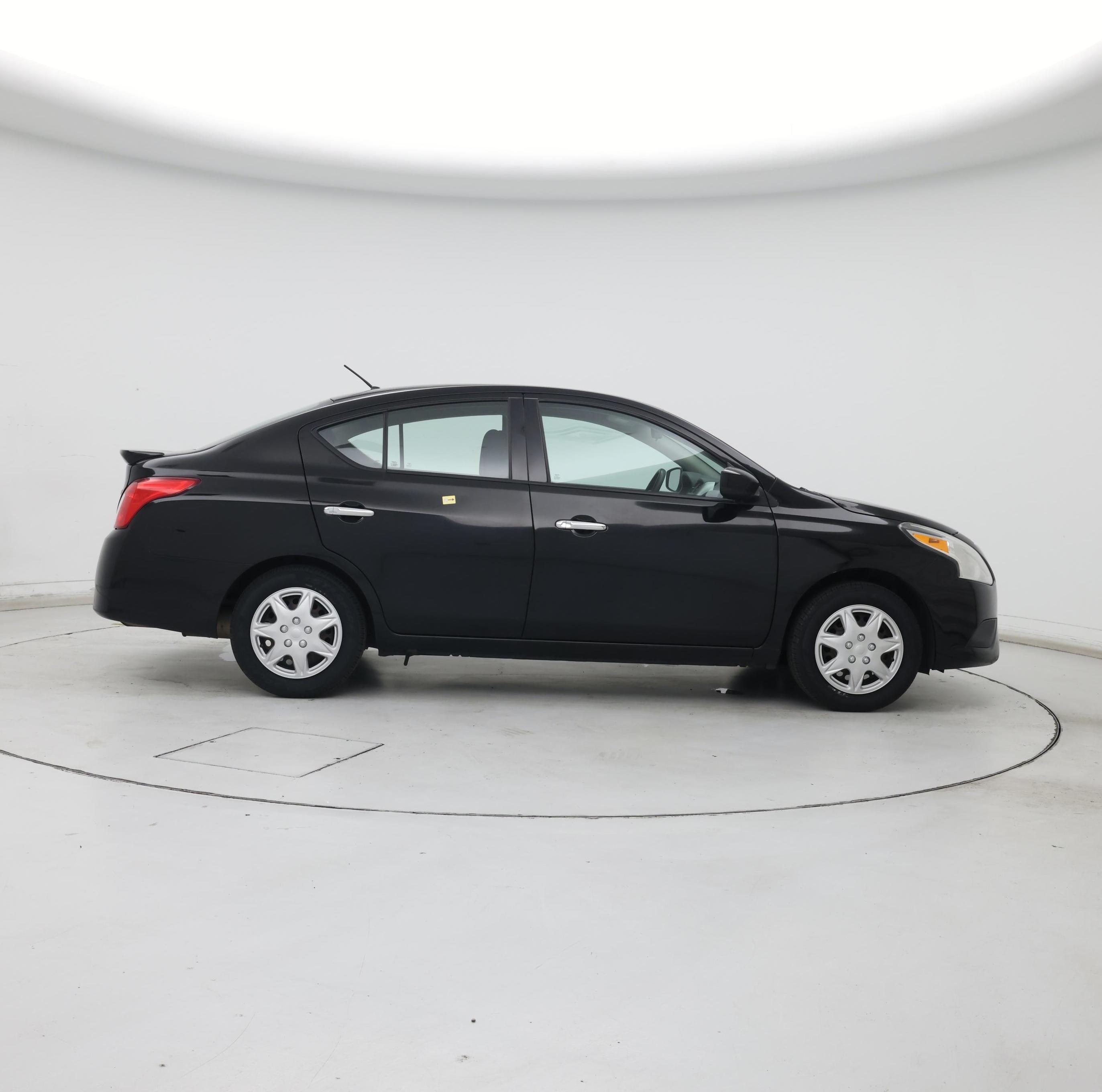Thumbnail: 2015 Nissan Versa - 7