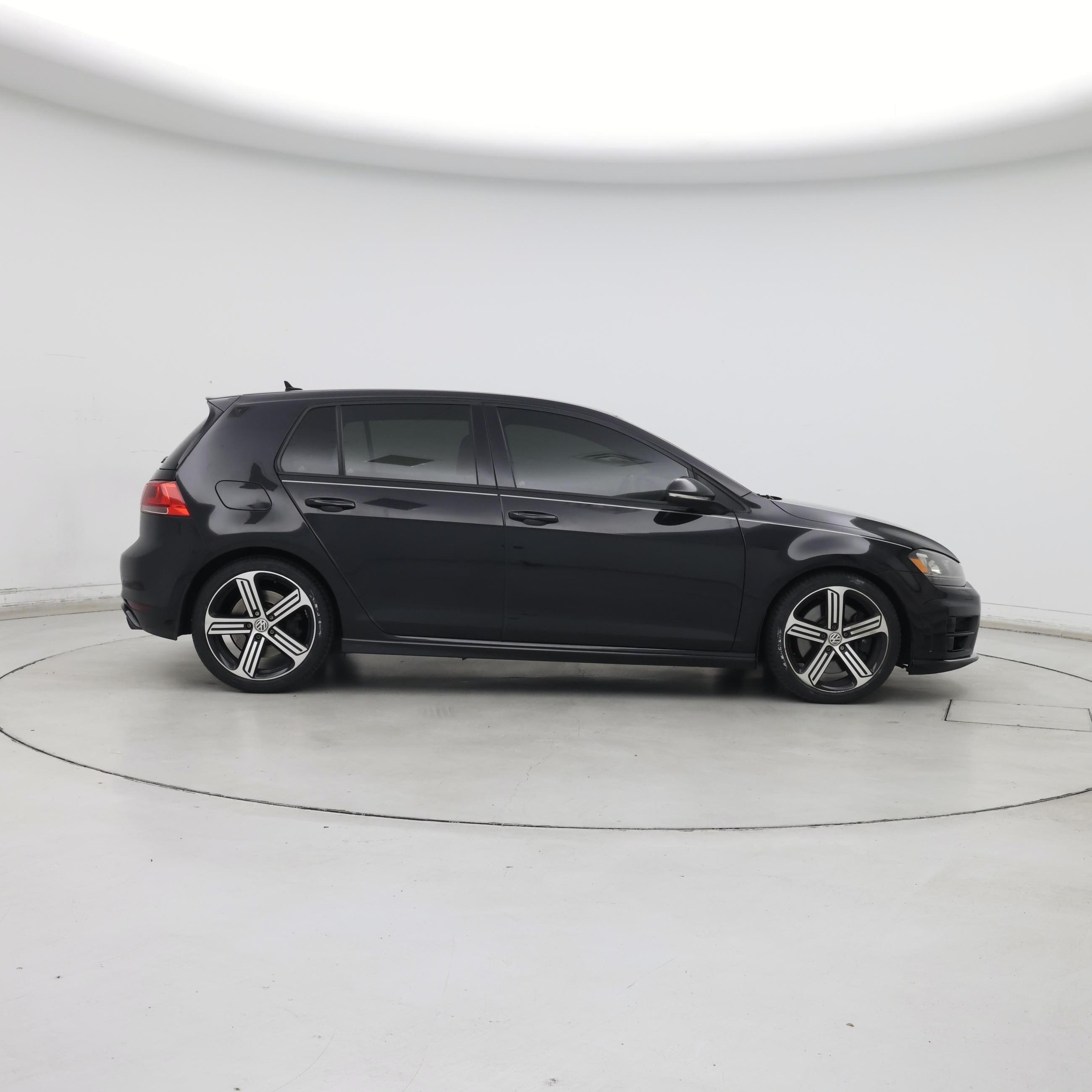 Thumbnail: 2016 Volkswagen Golf - 7