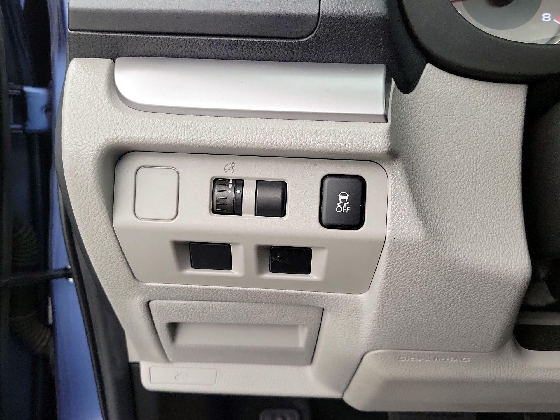 Thumbnail: 2015 Subaru Forester - 13