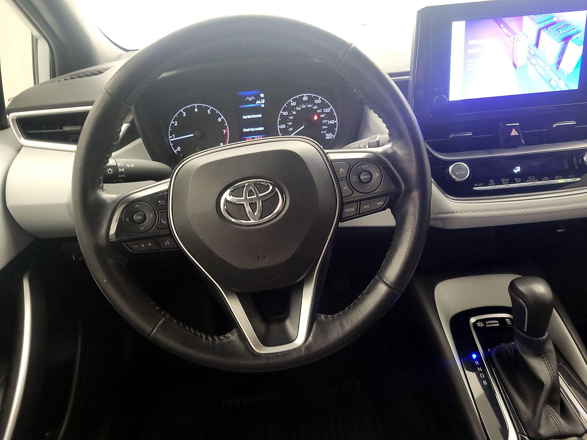 Thumbnail: 2023 Toyota Corolla - 10