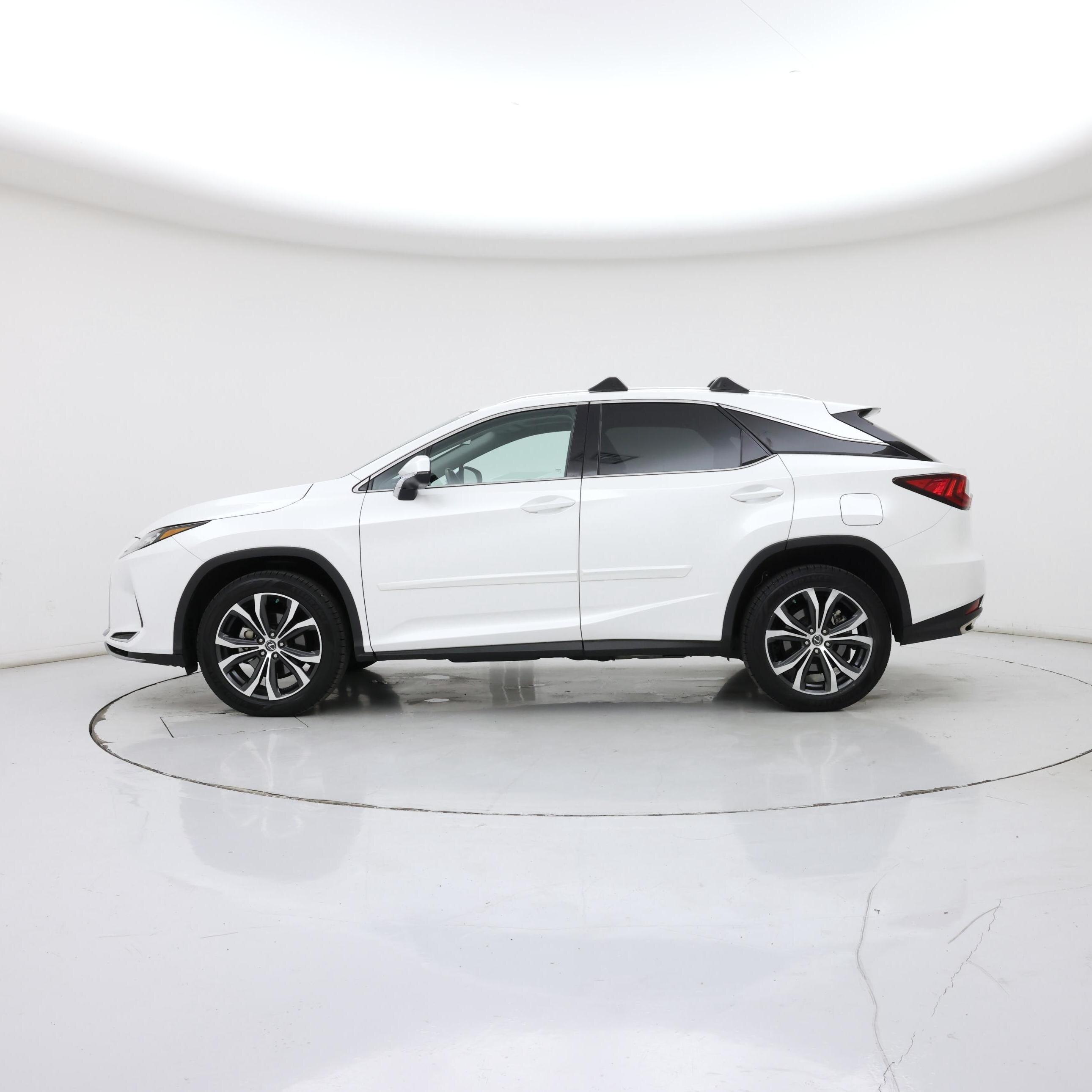 Thumbnail: 2020 Lexus RX - 3