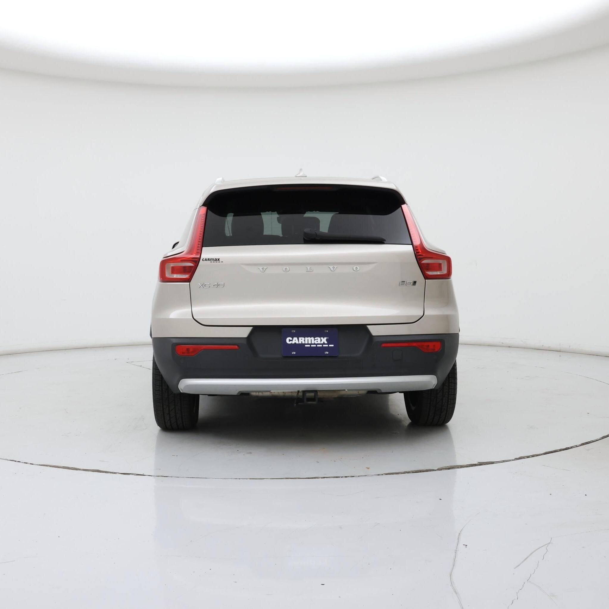 Thumbnail: 2023 Volvo XC40 - 6