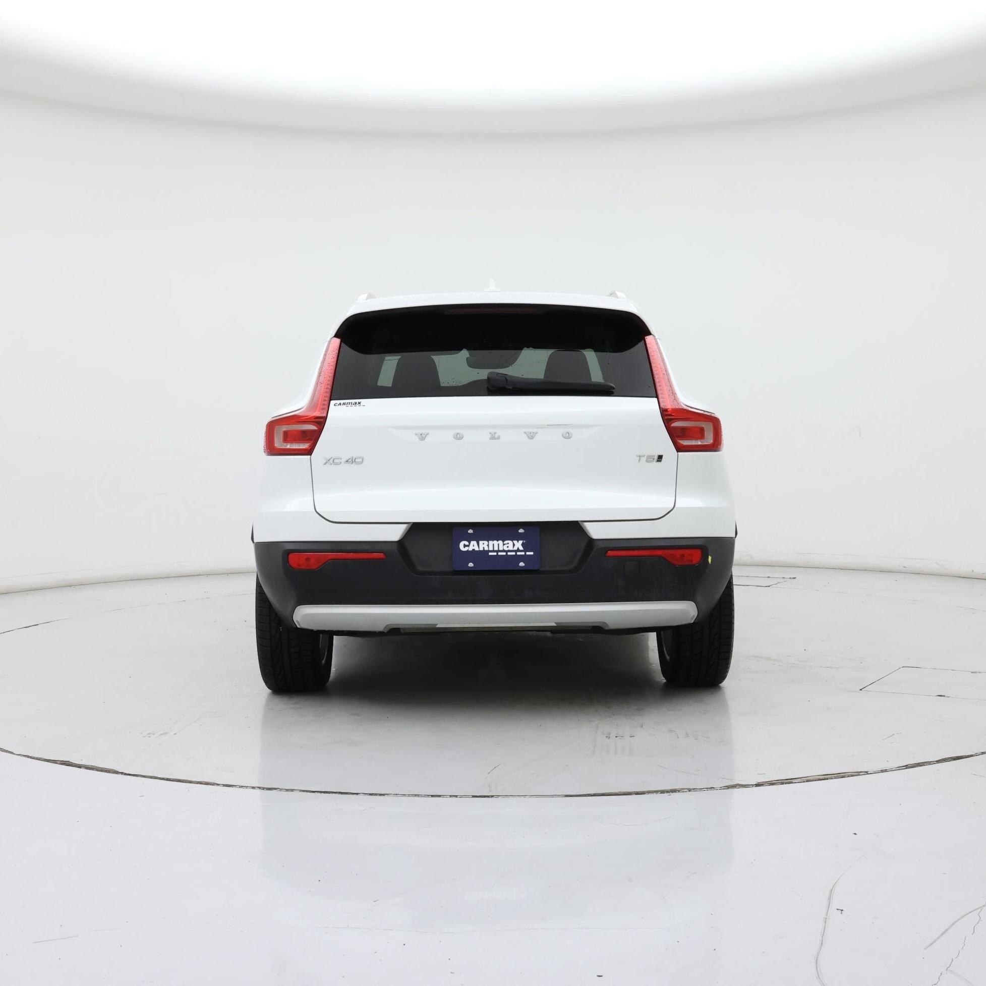 Thumbnail: 2021 Volvo XC40 - 6