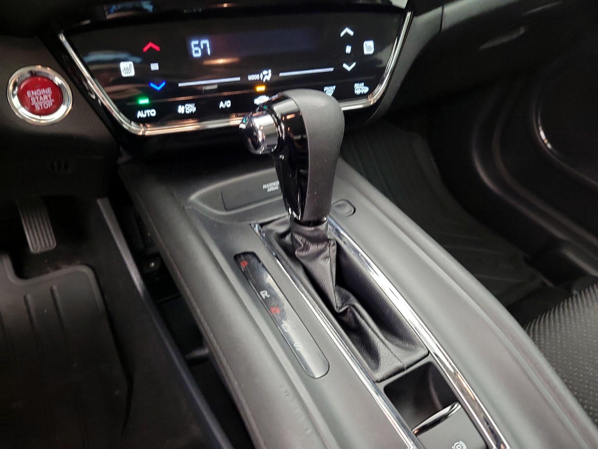 Thumbnail: 2018 Honda HR-V - 17