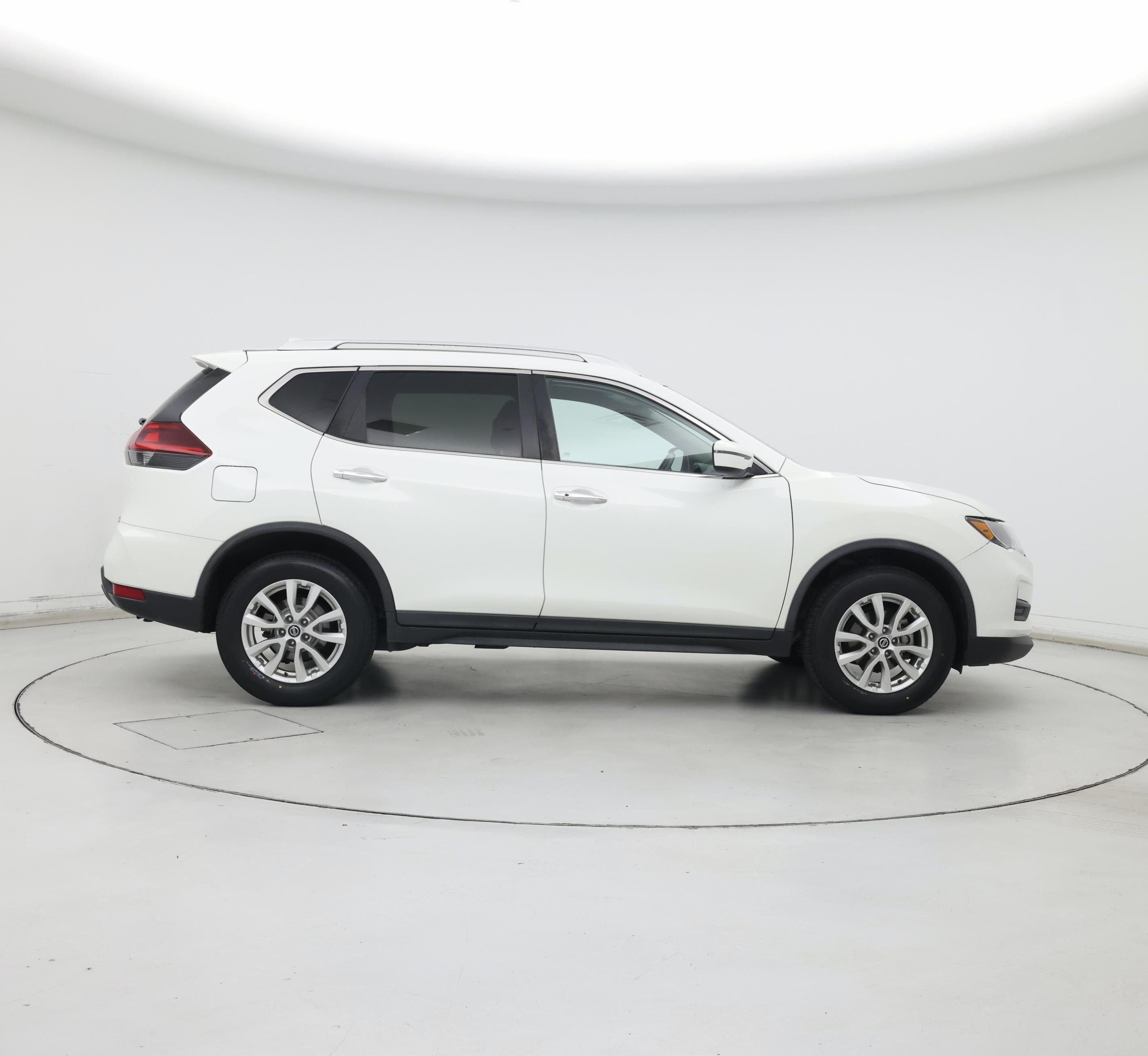 Thumbnail: 2018 Nissan Rogue - 7