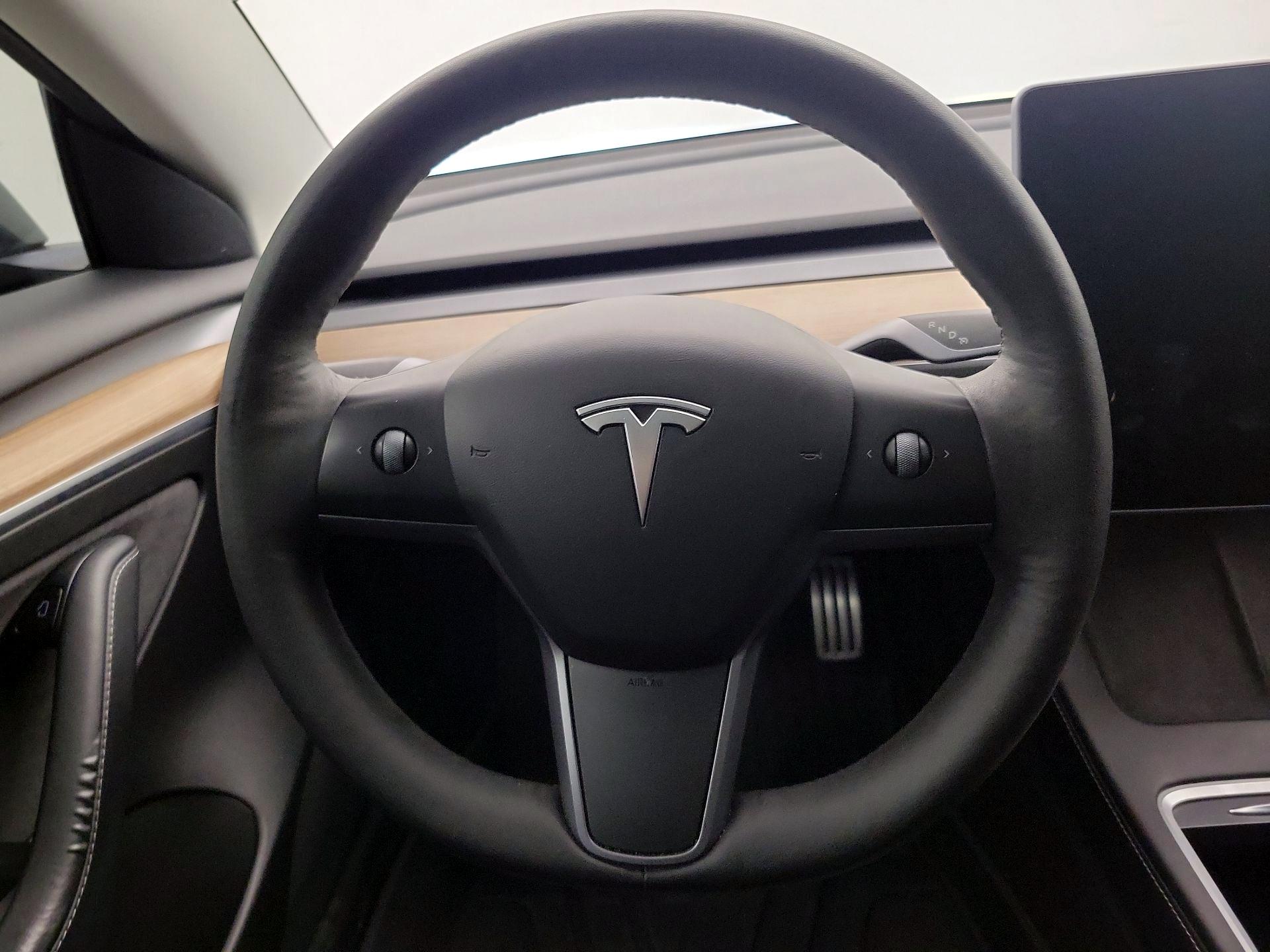 Thumbnail: 2022 Tesla Model 3 - 10
