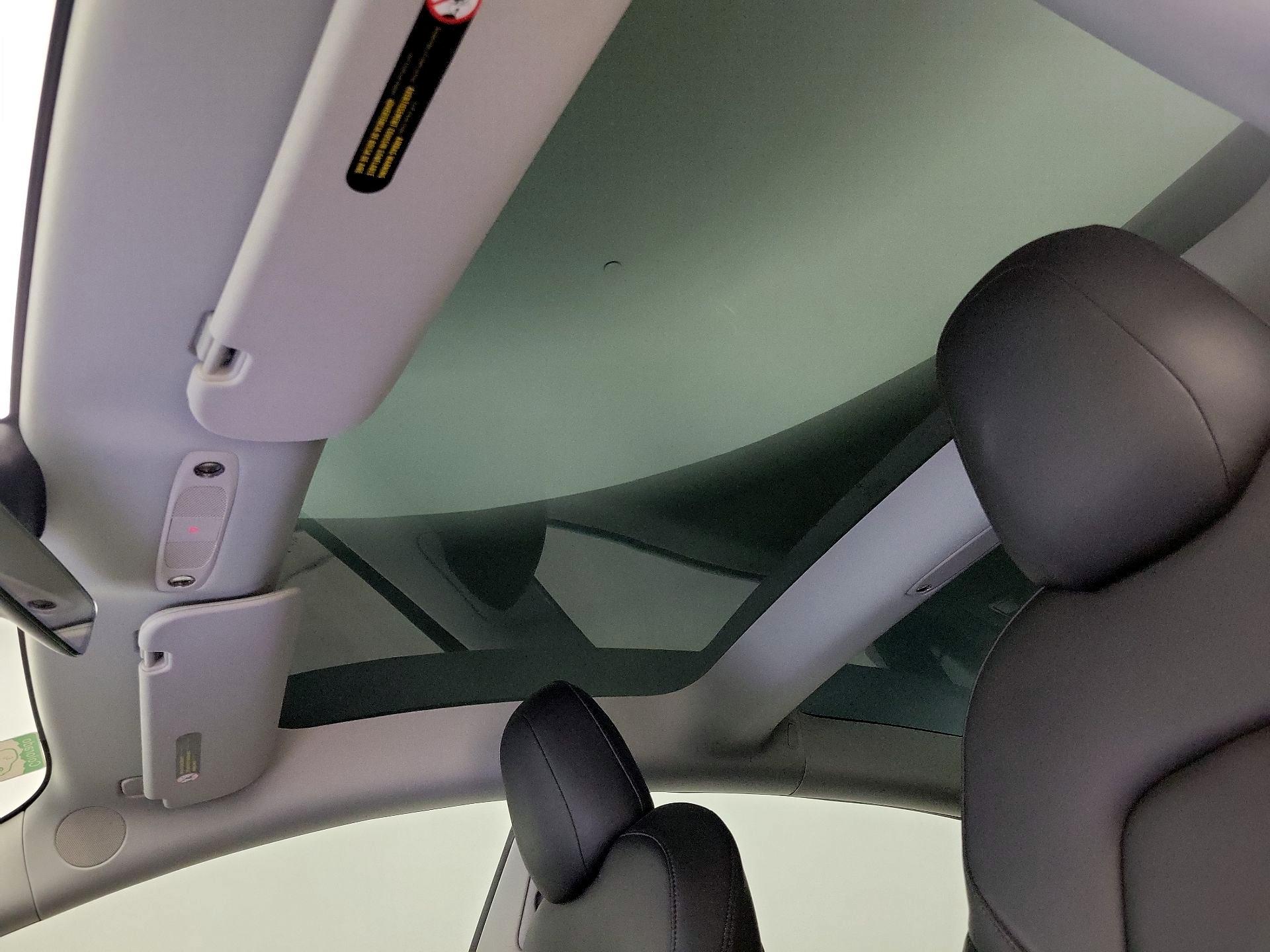 Thumbnail: 2022 Tesla Model 3 - 18