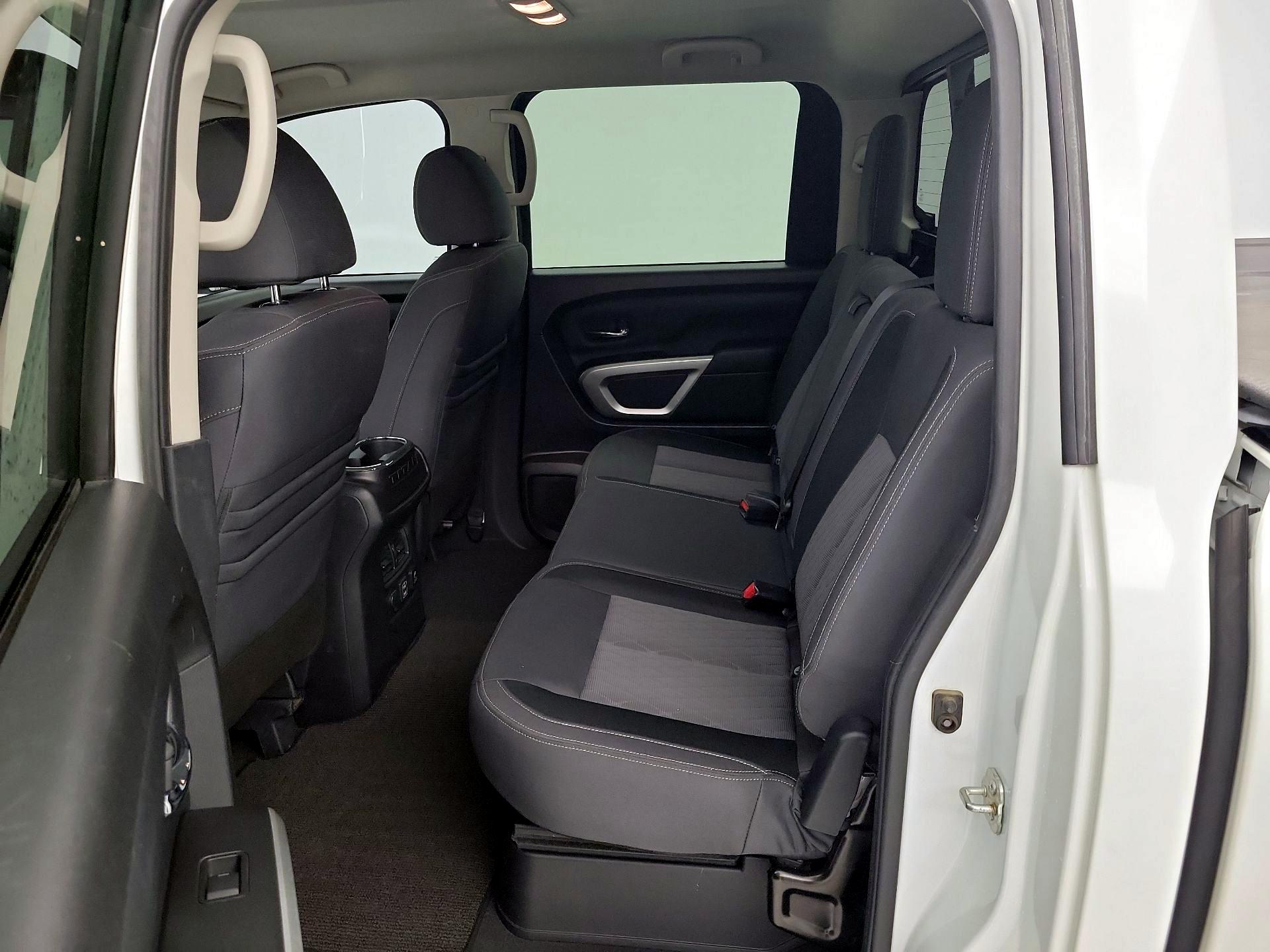 Thumbnail: 2021 Nissan Titan - 20