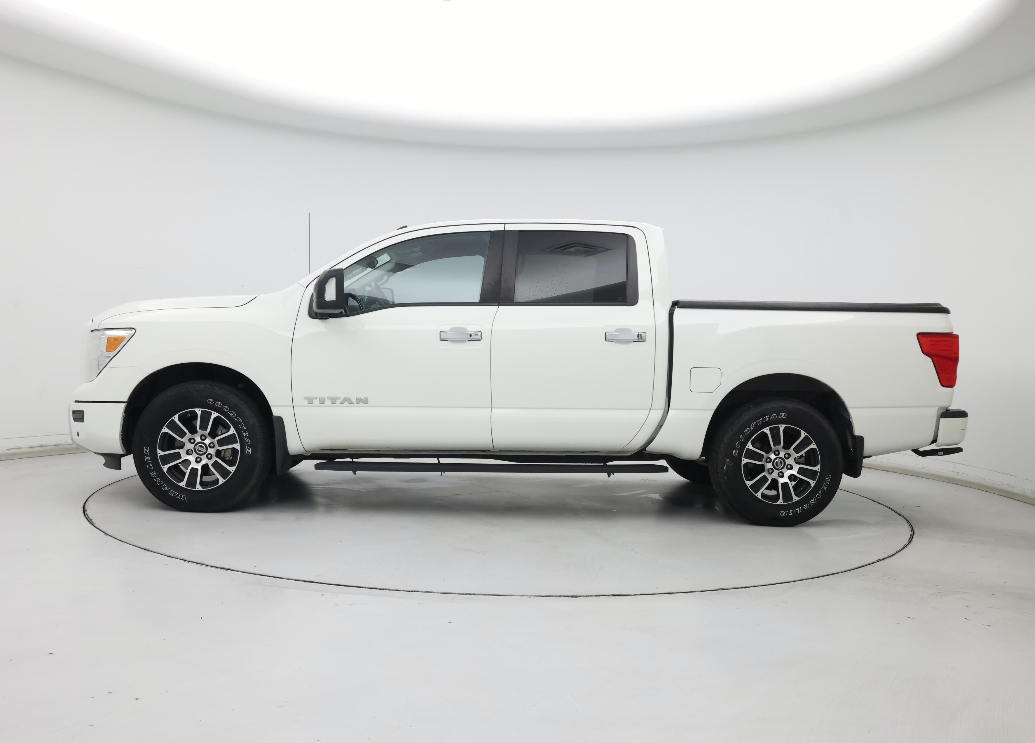 Thumbnail: 2021 Nissan Titan - 3