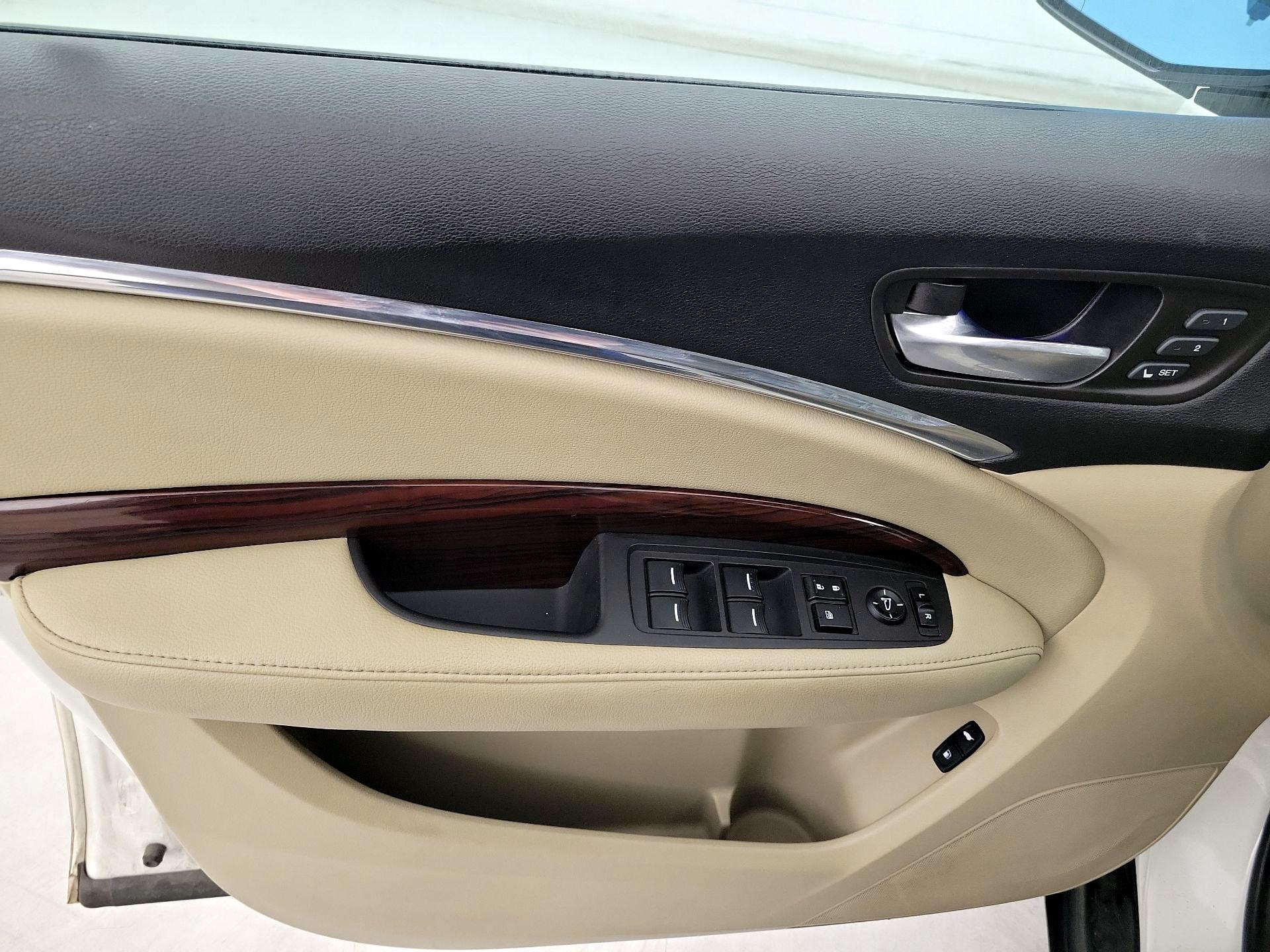 Thumbnail: 2016 Acura MDX - 12