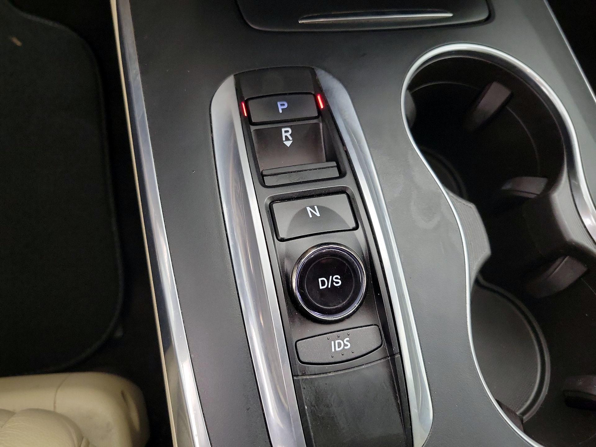 Thumbnail: 2016 Acura MDX - 17