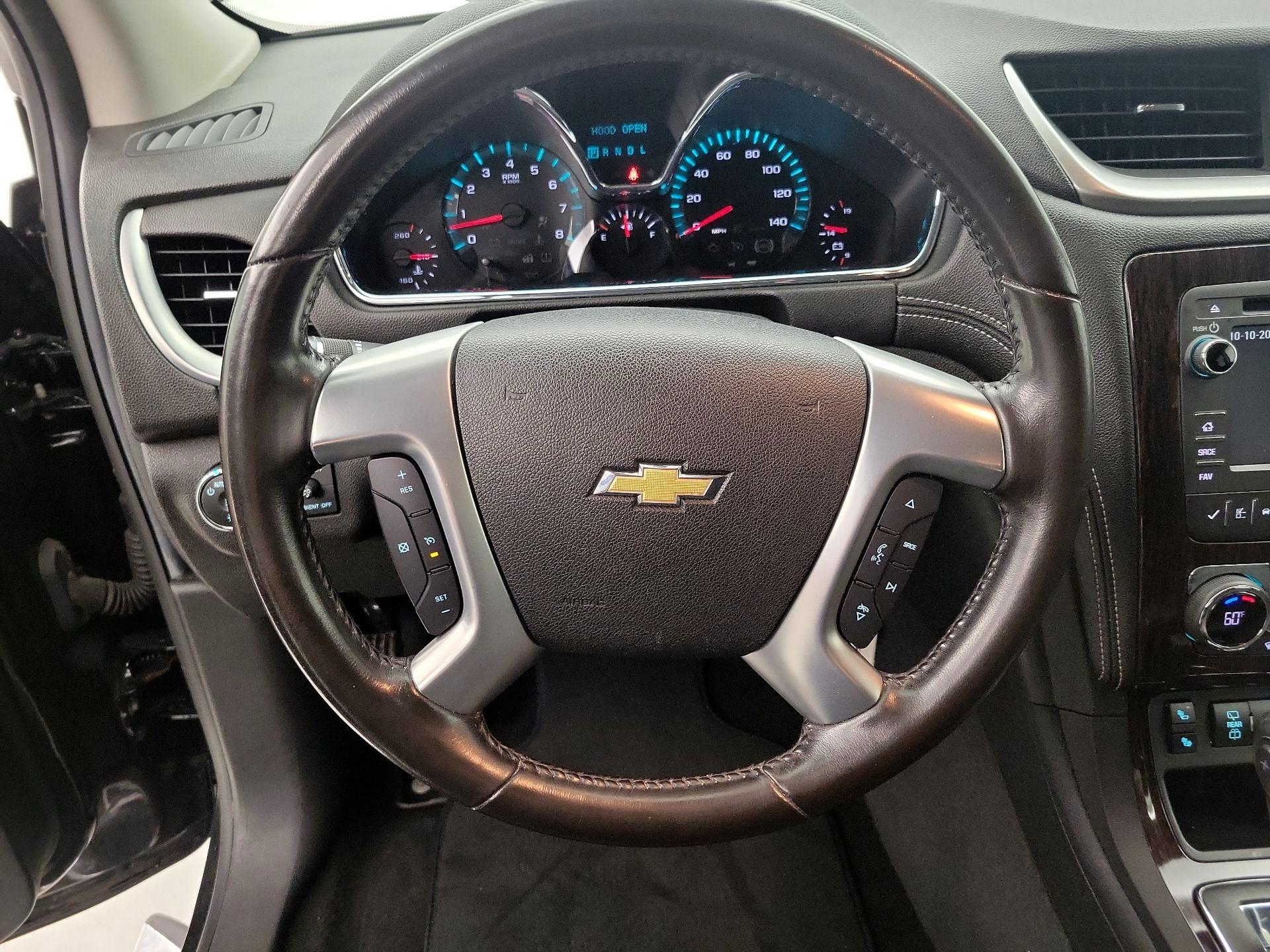 Thumbnail: 2017 Chevrolet Traverse - 10