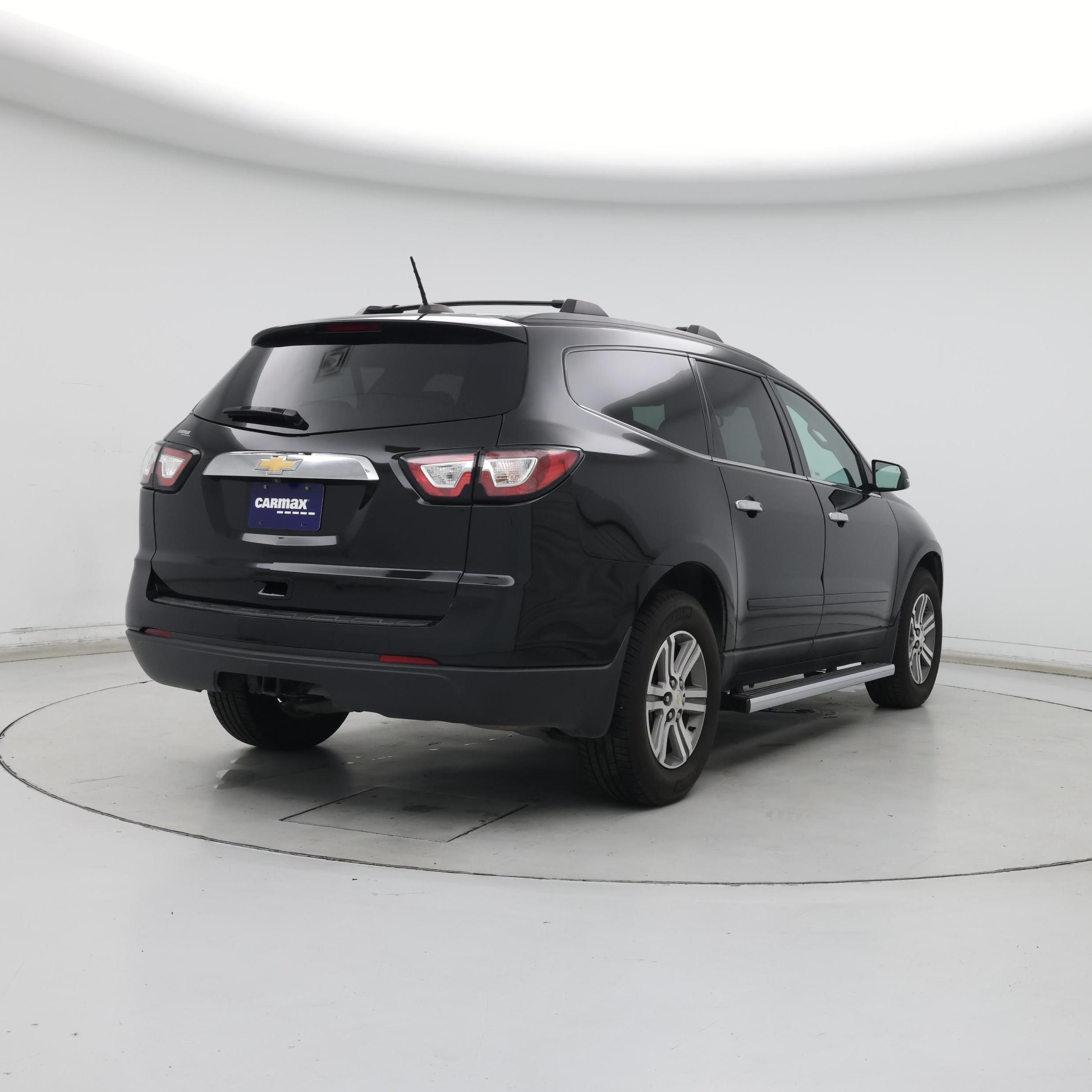 Thumbnail: 2017 Chevrolet Traverse - 8