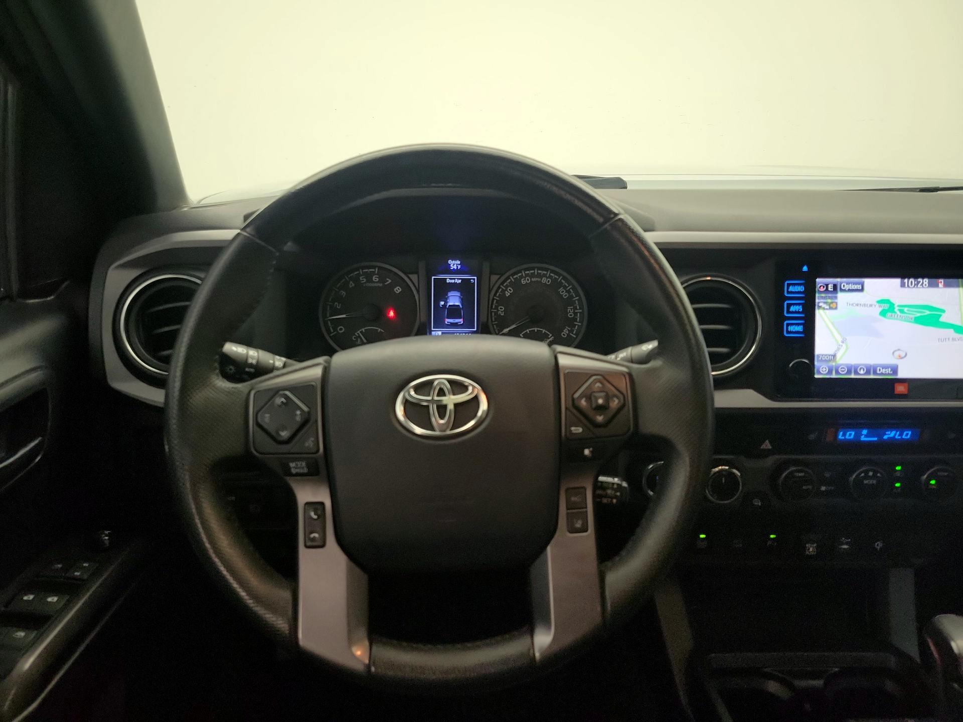Thumbnail: 2019 Toyota Tacoma - 10
