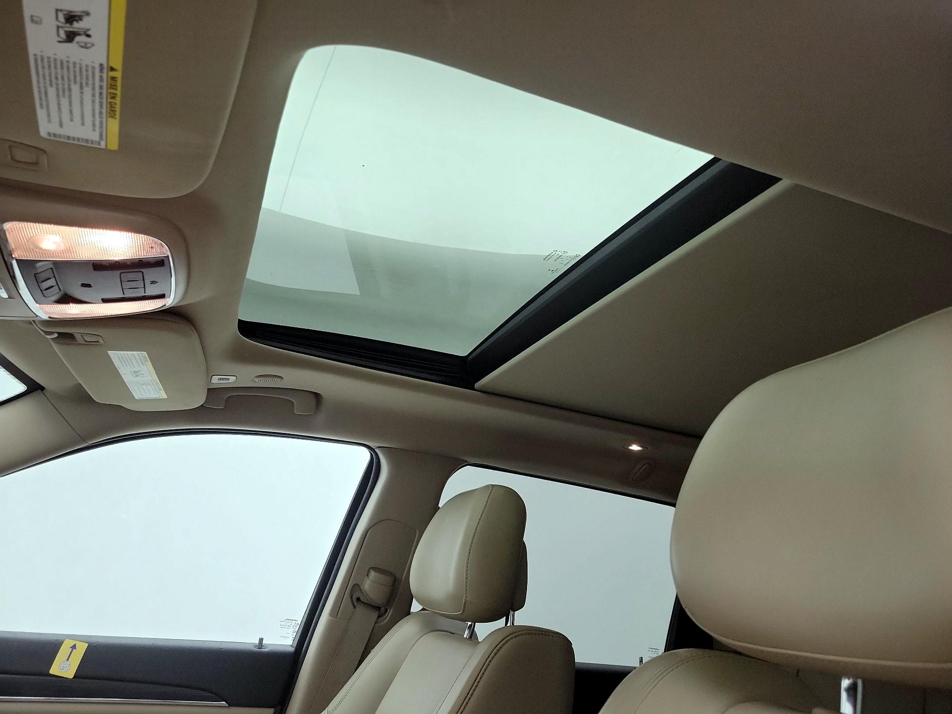 Thumbnail: 2019 Jeep Grand Cherokee - 20