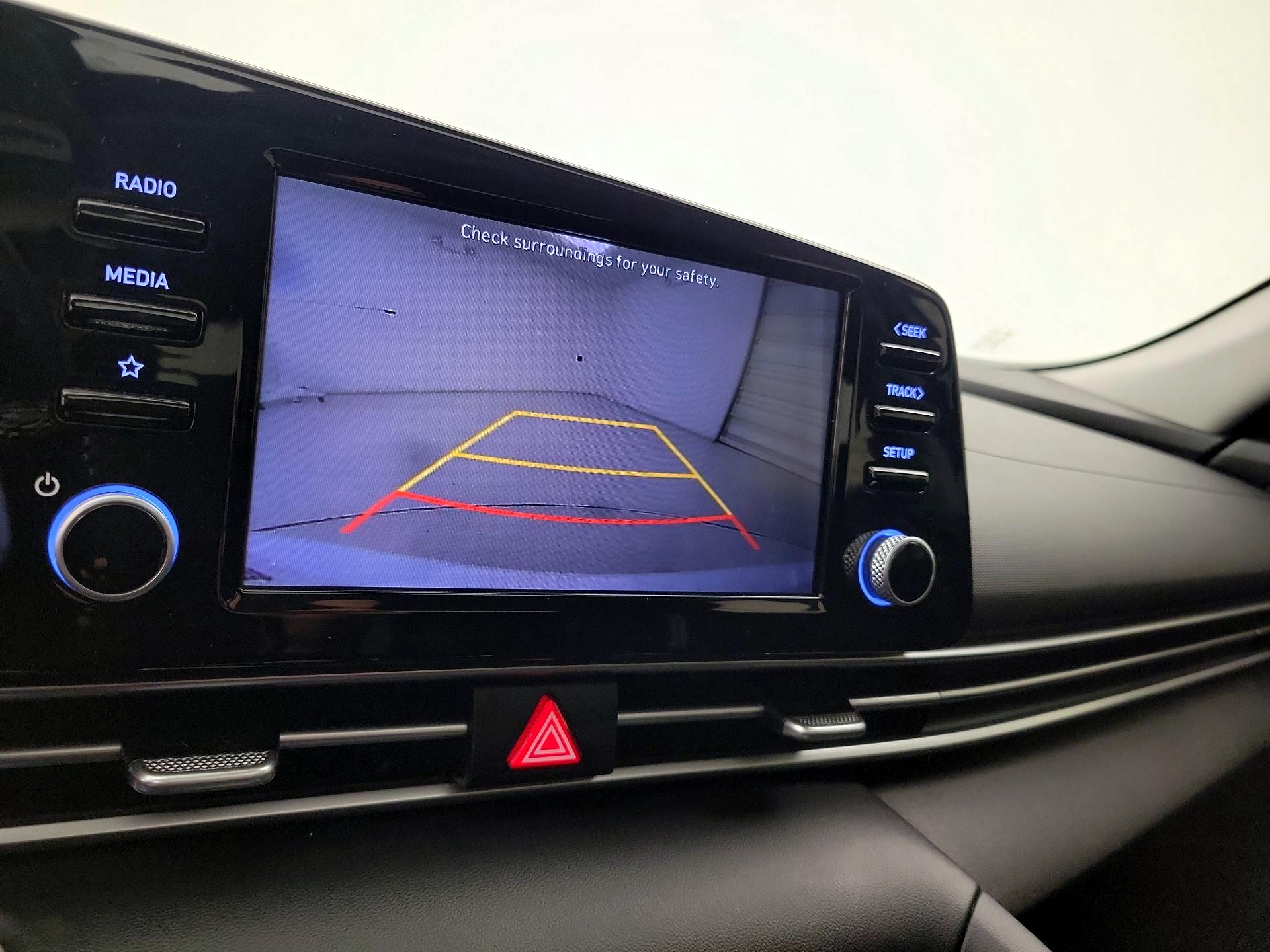 Thumbnail: 2022 Hyundai Elantra - 14