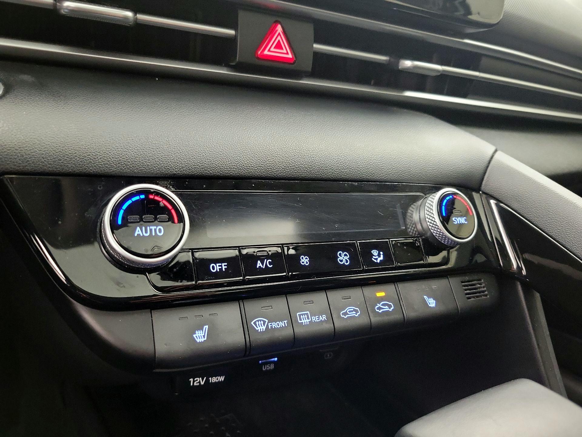 Thumbnail: 2022 Hyundai Elantra - 16