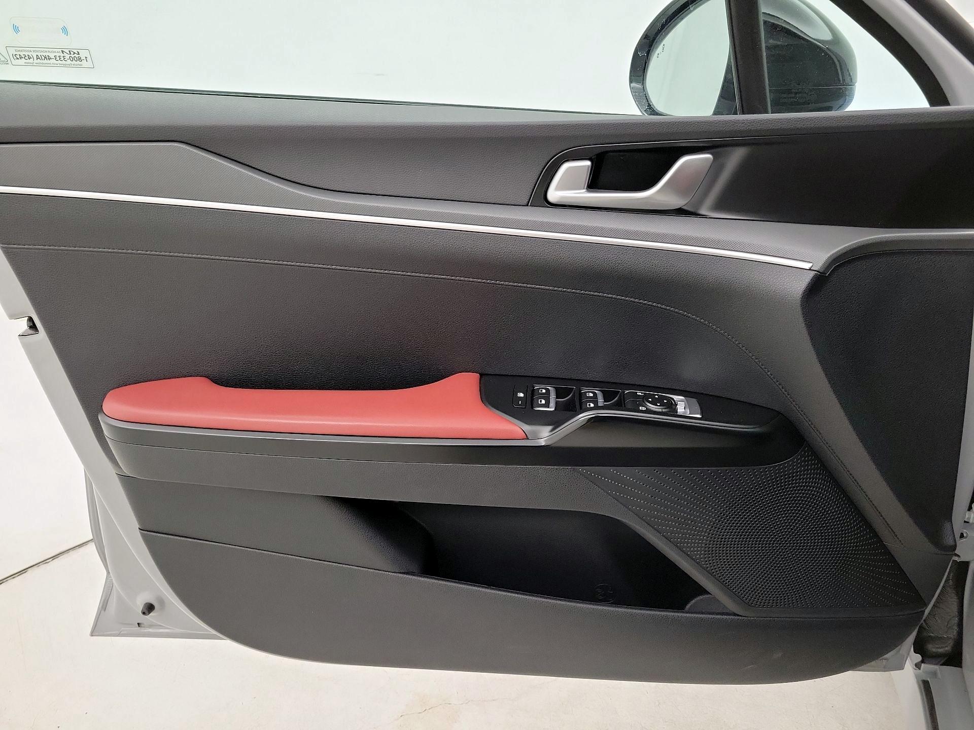 Thumbnail: 2024 Kia K5 - 12