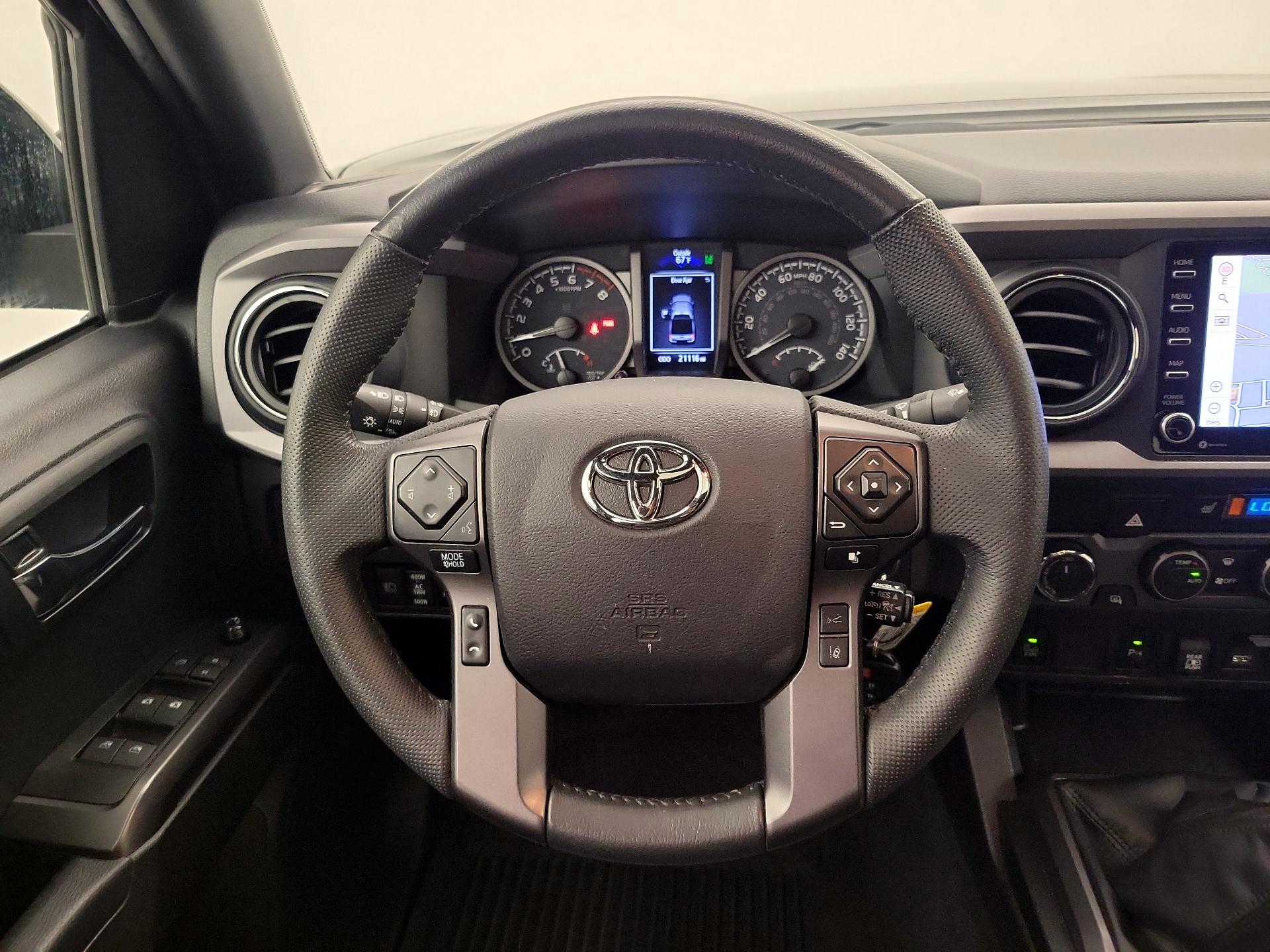 Thumbnail: 2022 Toyota Tacoma - 10