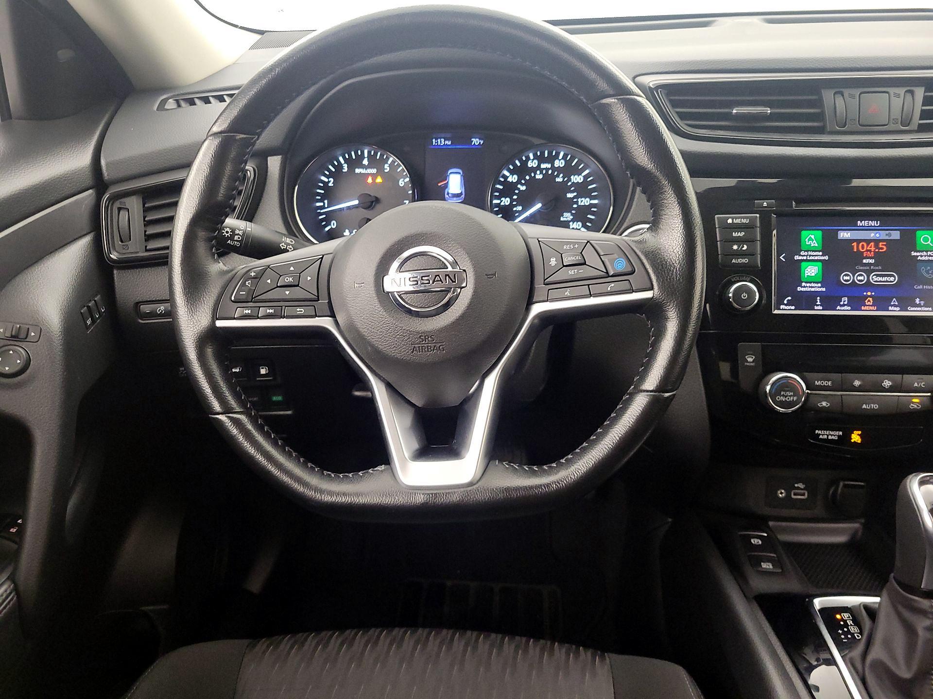 Thumbnail: 2020 Nissan Rogue - 10