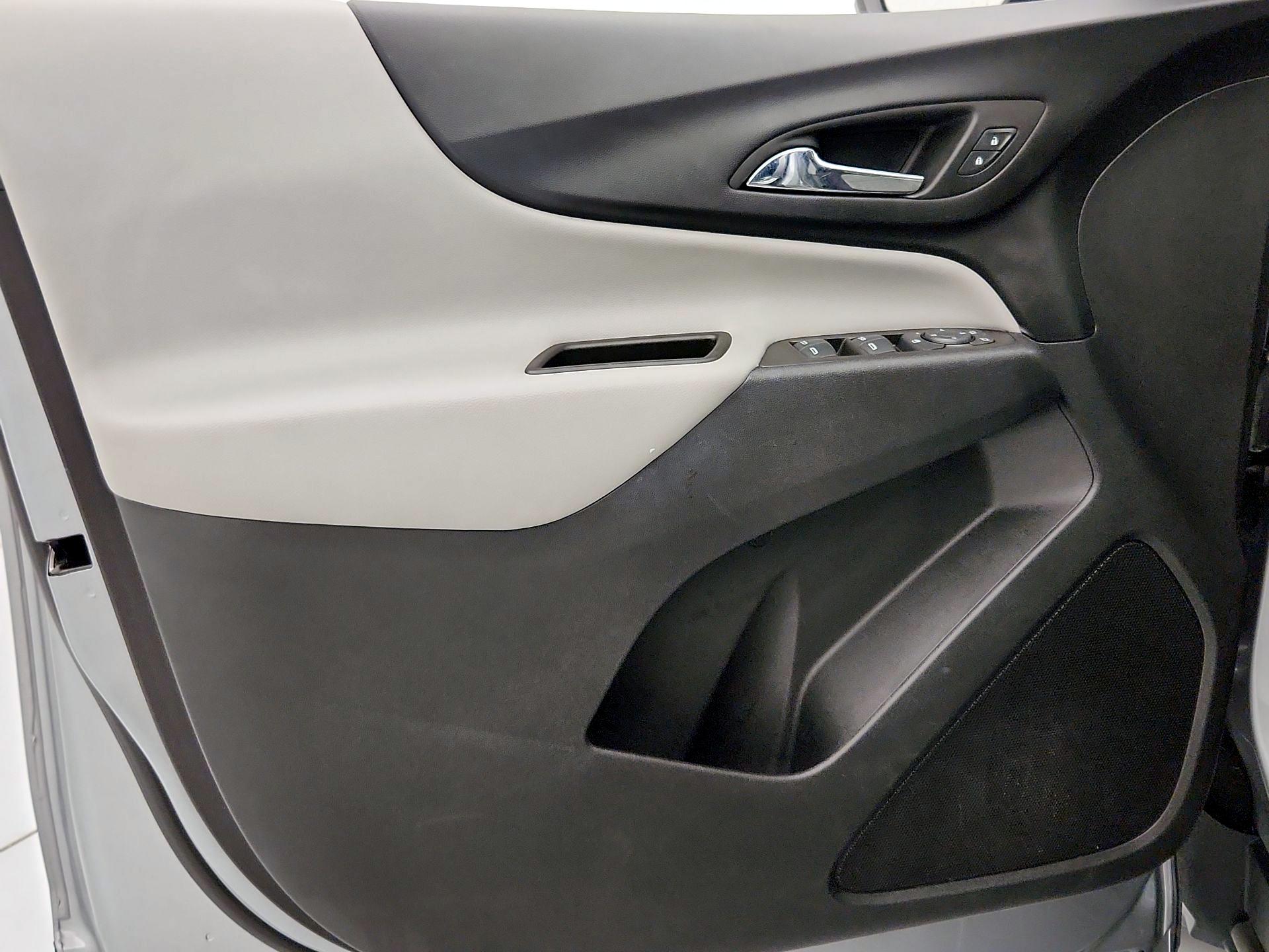 Thumbnail: 2023 Chevrolet Equinox - 12