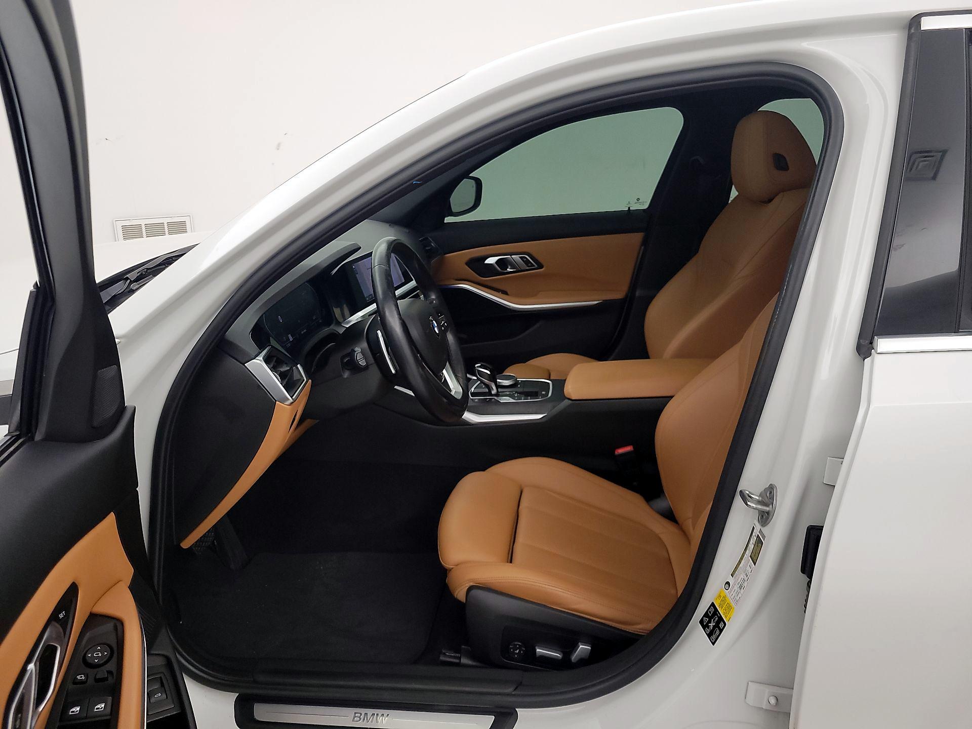 Thumbnail: 2022 BMW 3 Series - 11