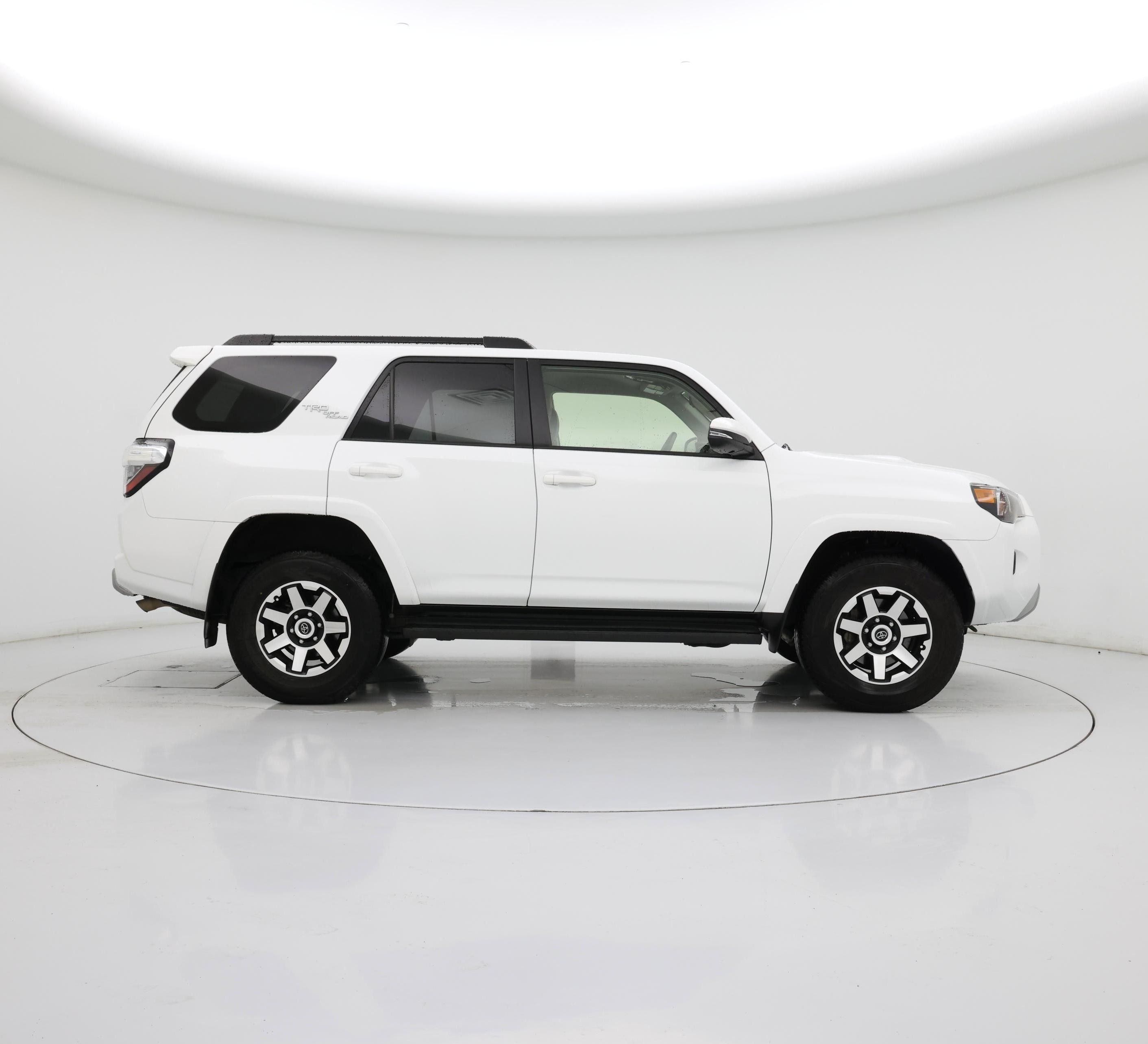Thumbnail: 2024 Toyota 4Runner - 7