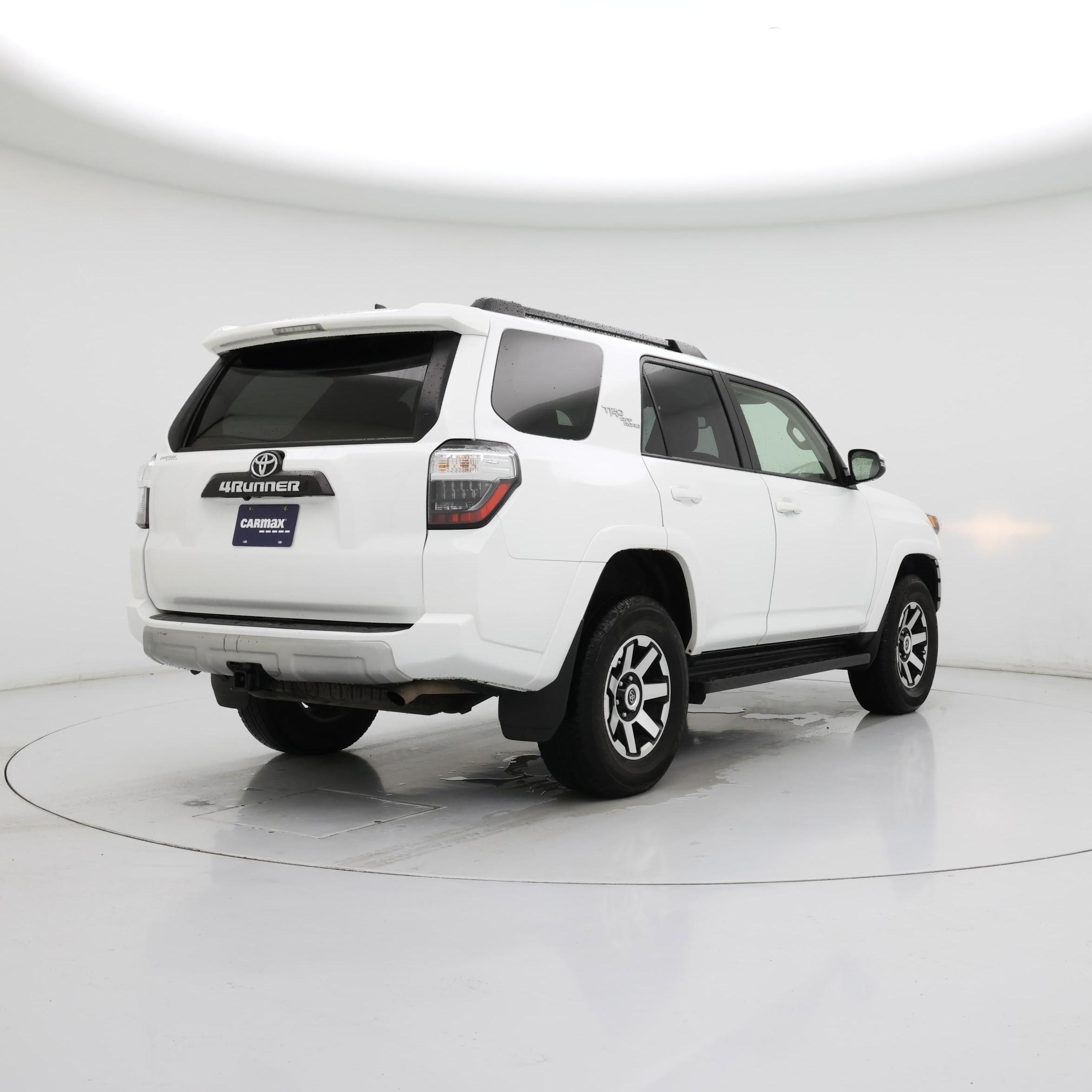 Thumbnail: 2024 Toyota 4Runner - 8