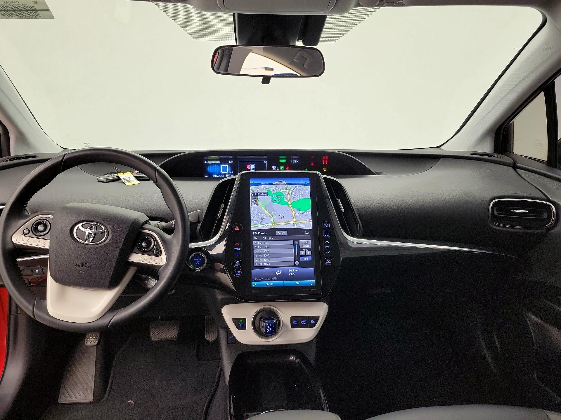 Thumbnail: 2018 Toyota Prius Prime - 9